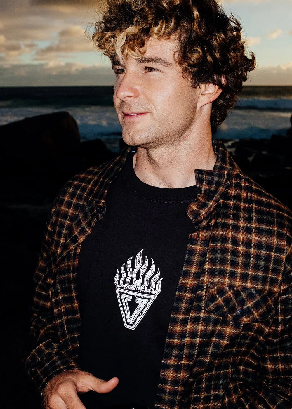 Centered Oversized Heavy Organic Tee sold by VISSLA product image thumbnail 2