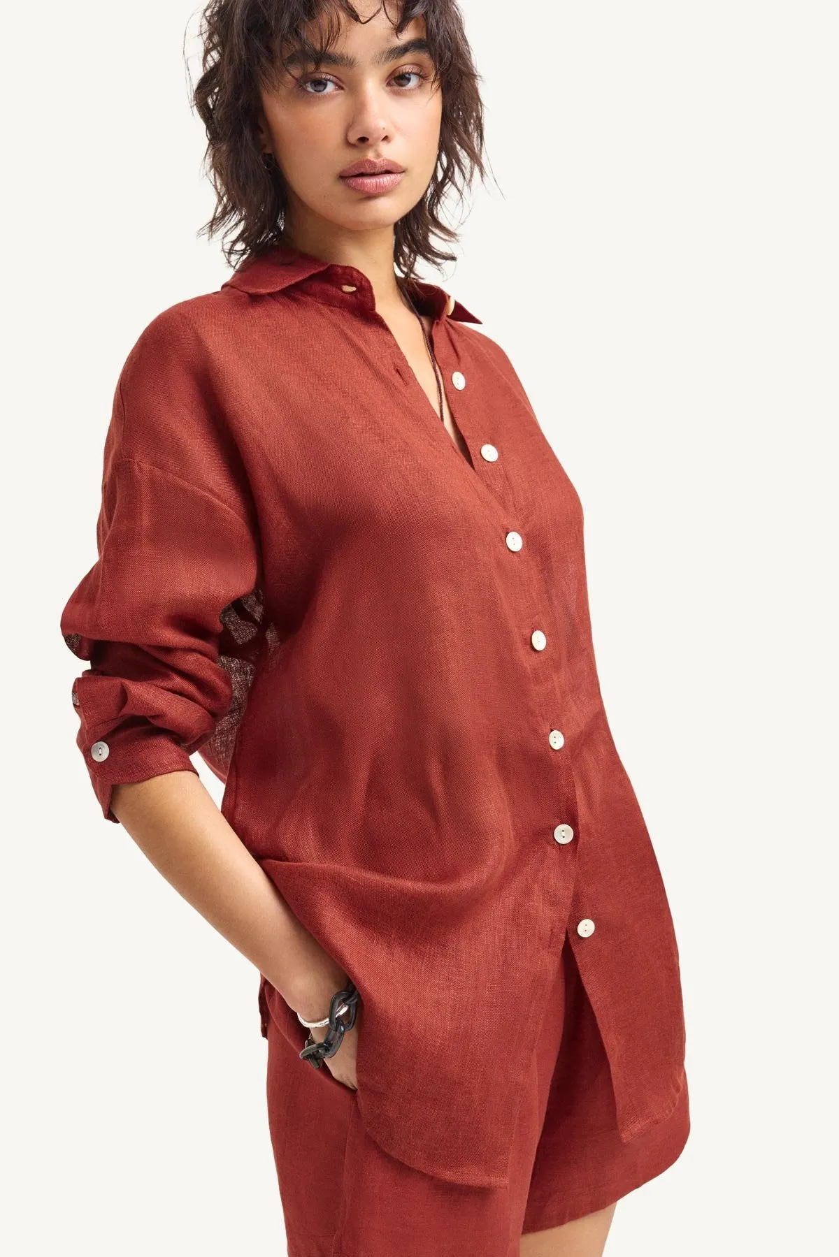 Playa Linen Boyfriend Shirt - Deep Madder EcoLinen sold by Vitamin A product image thumbnail 4