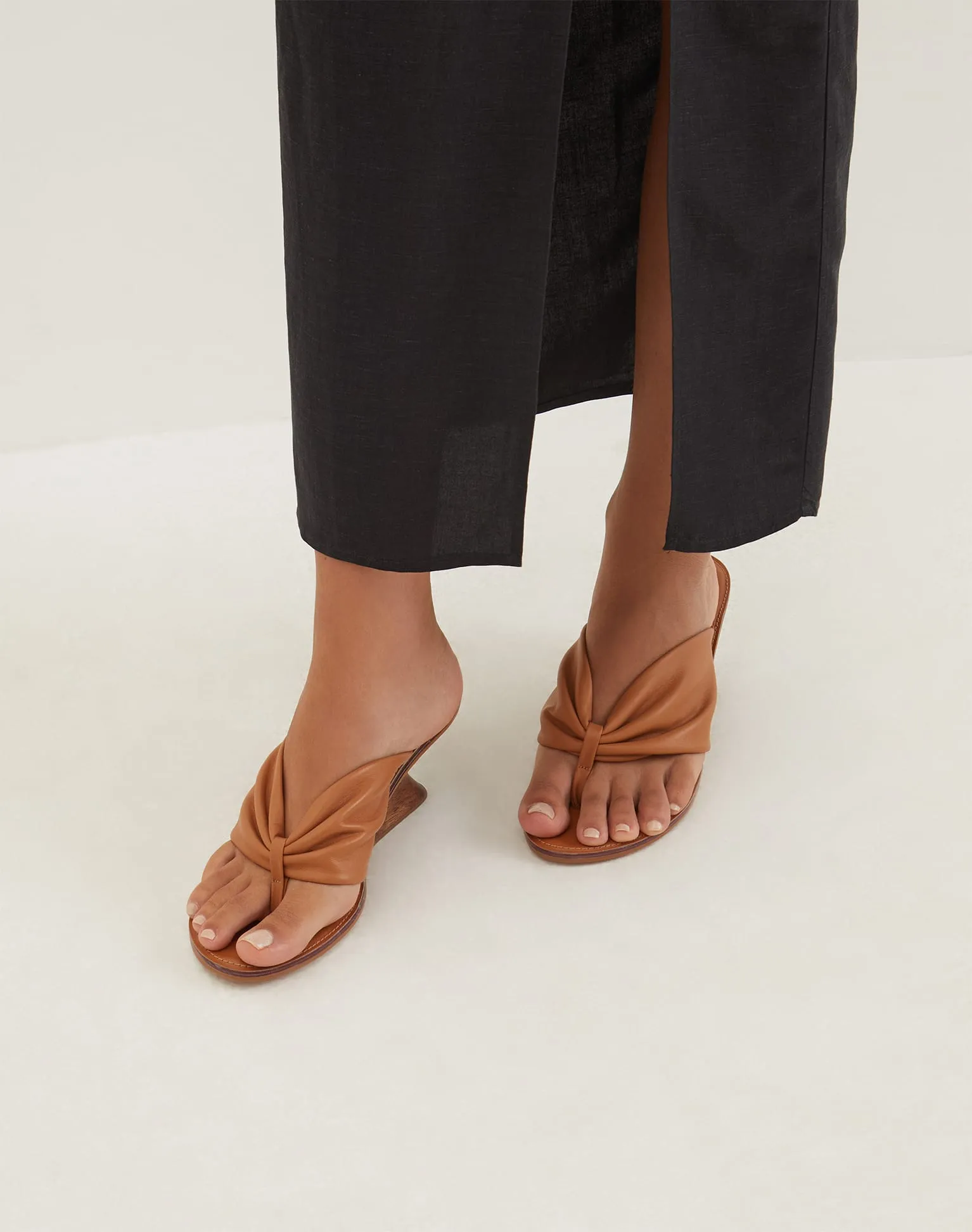 Dahlia Mule - Caramel sold by Vix product image thumbnail 4