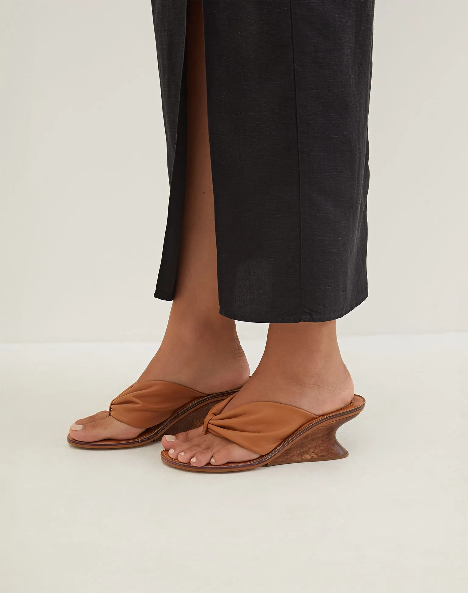 Dahlia Mule - Caramel sold by Vix product image thumbnail 2