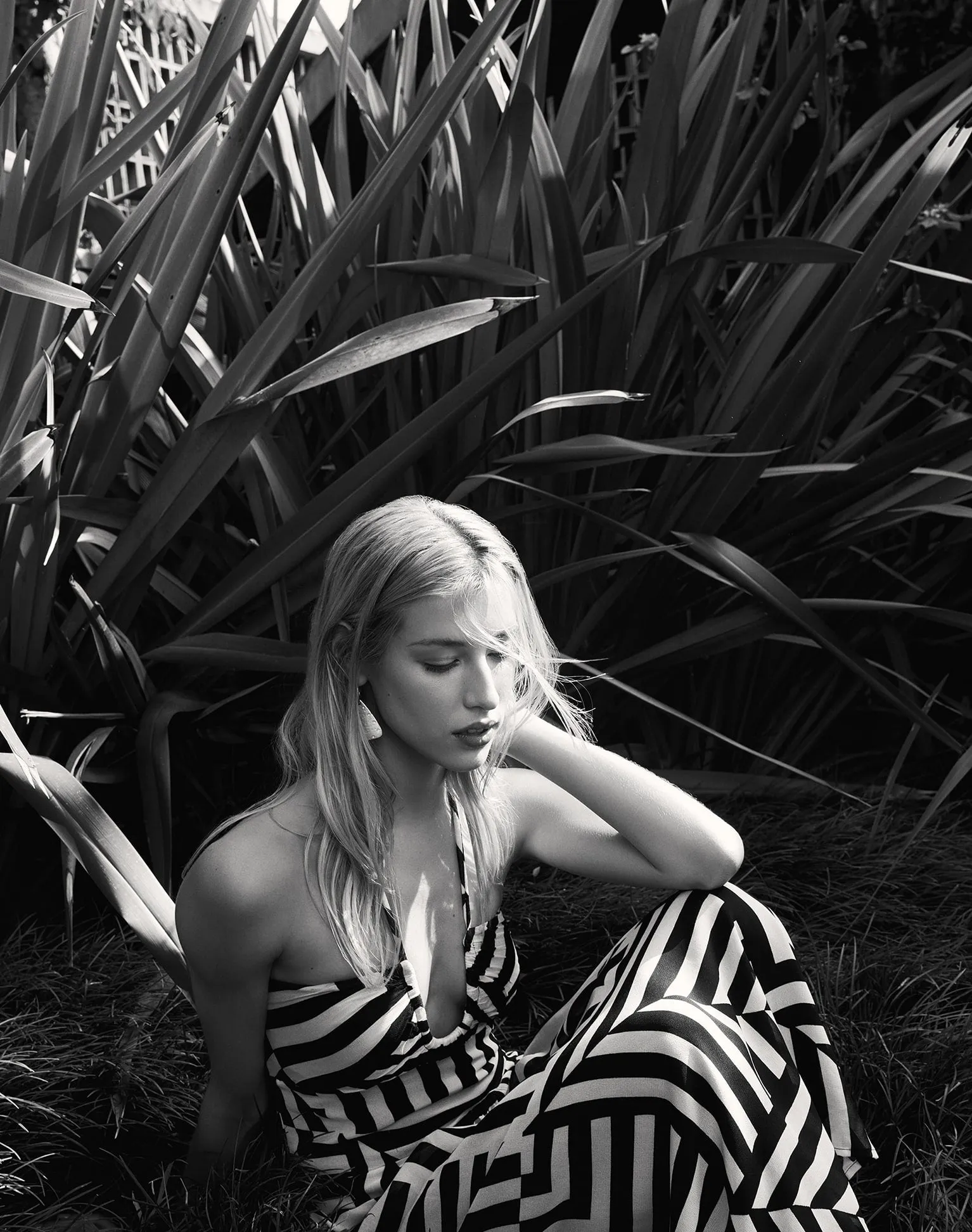 Ayla Midi Dress (exchange only) - Geo sold by Vix product image thumbnail 4