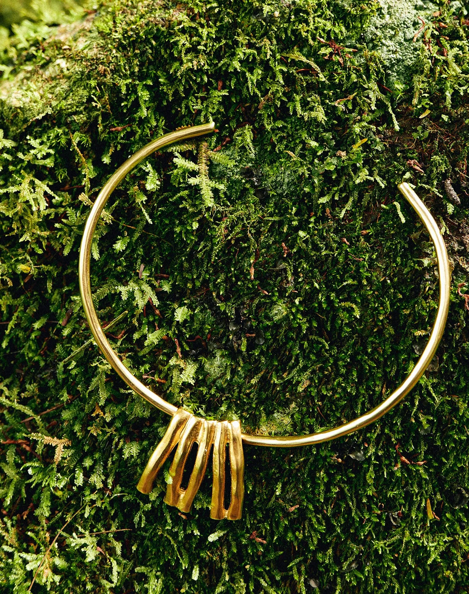 Coral Pendant - Gold sold by Vix product image thumbnail 4