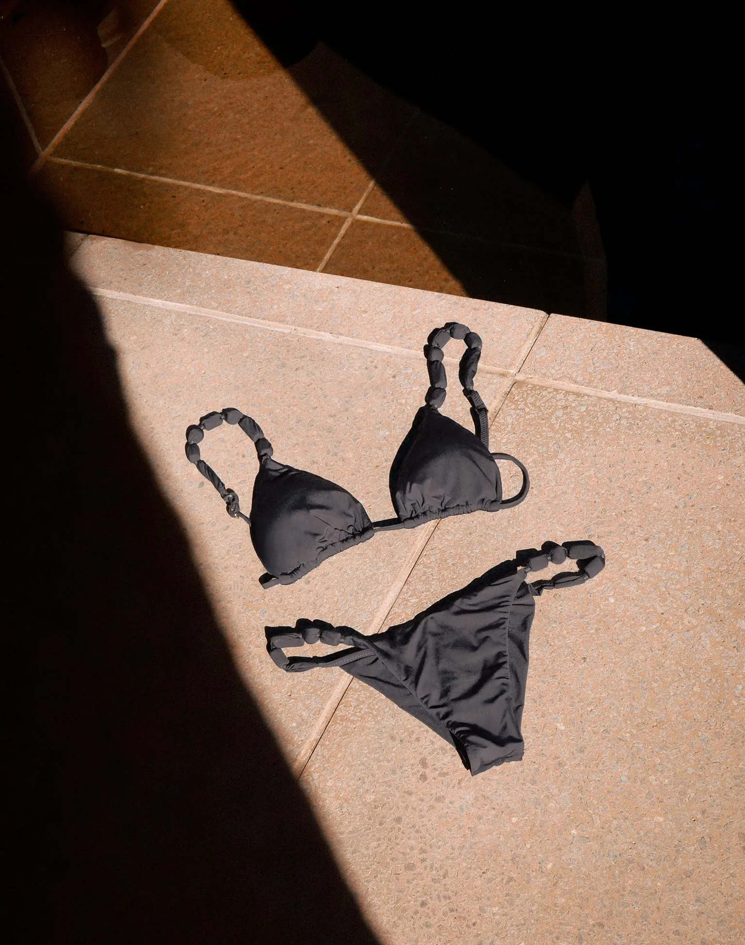 Atena Tri Top - Graffiti sold by Vix product image thumbnail 3