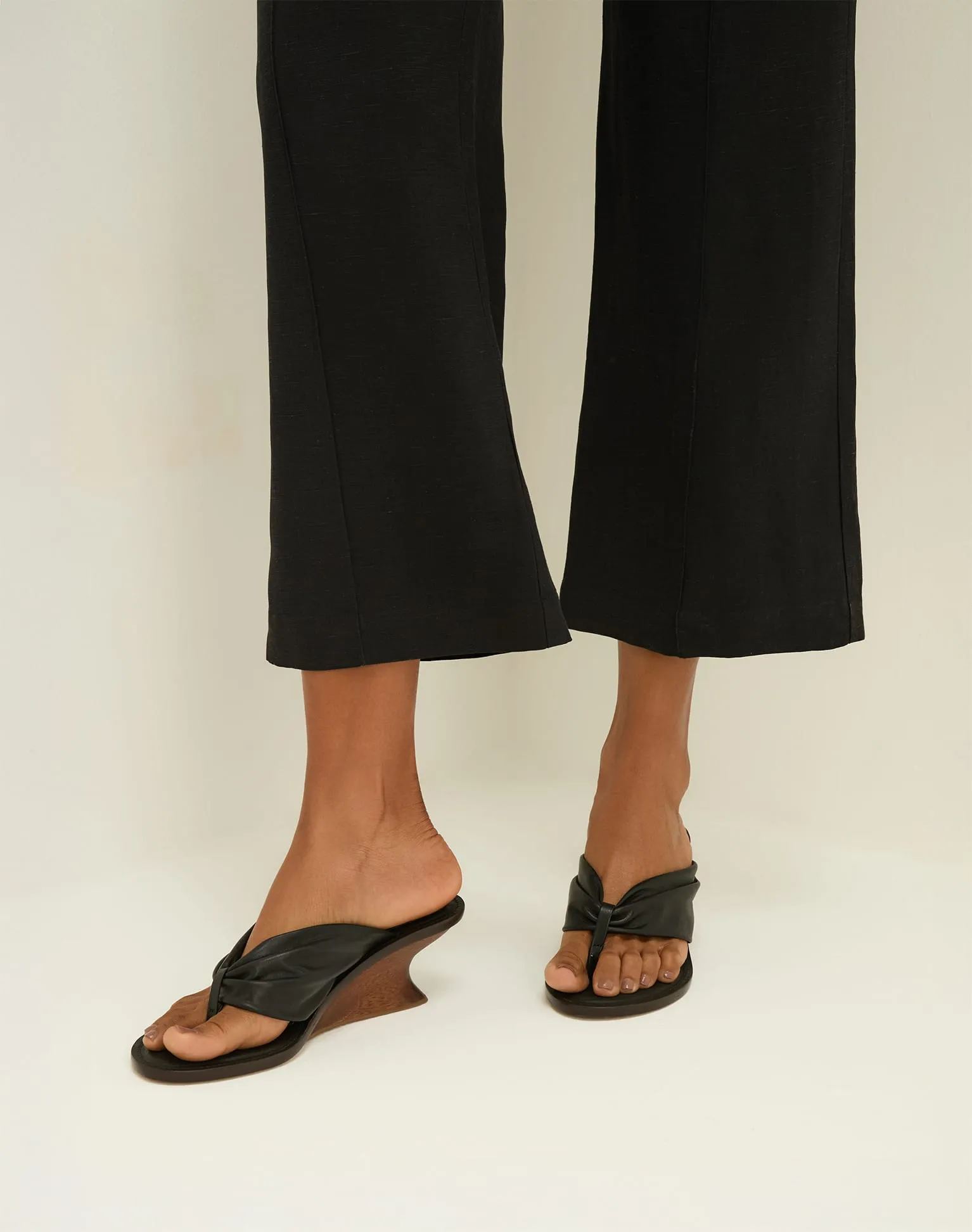 Dahila Mules - Black sold by Vix product image thumbnail 4
