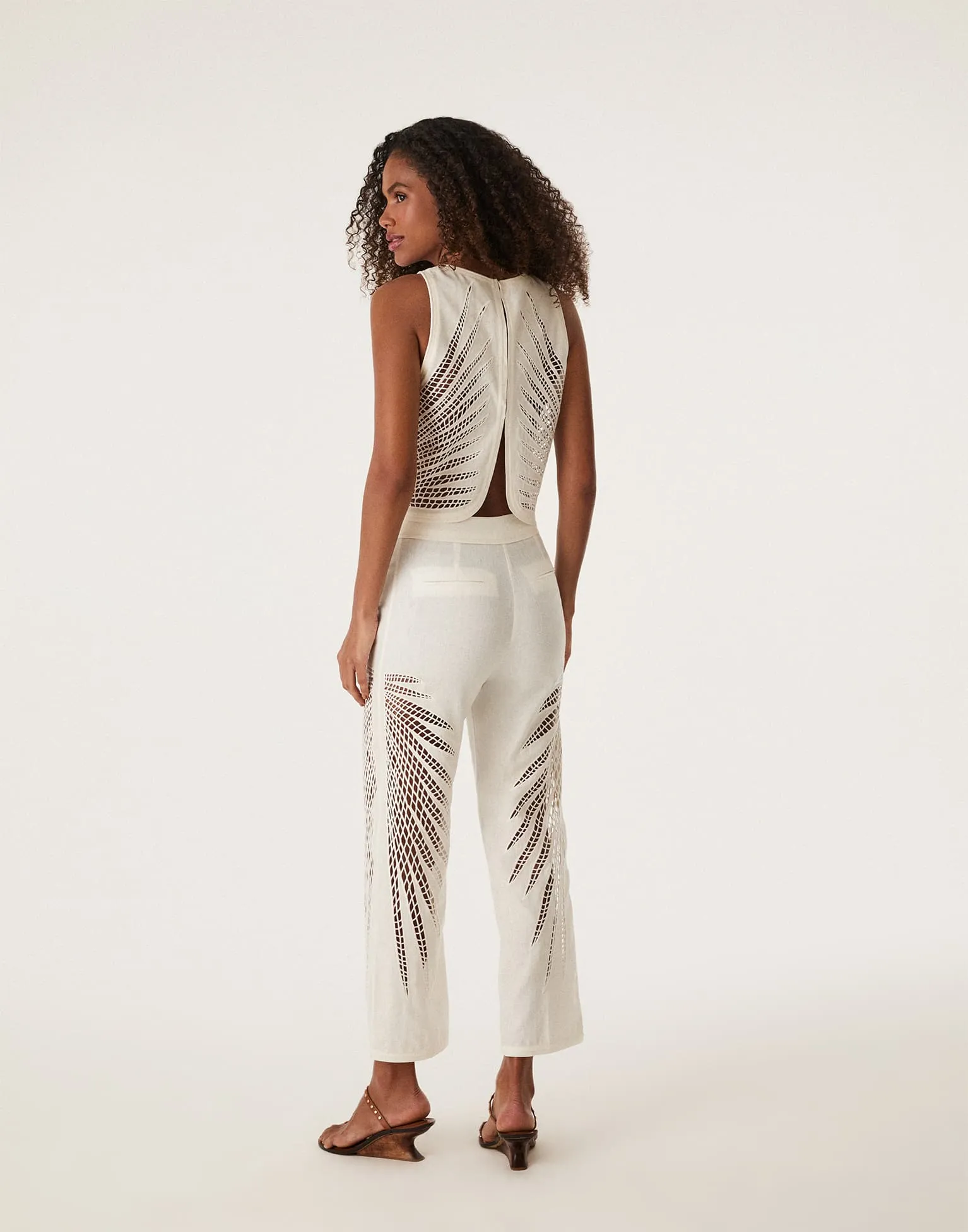 Danna Cropped Pants - Off White sold by Vix product image thumbnail 3
