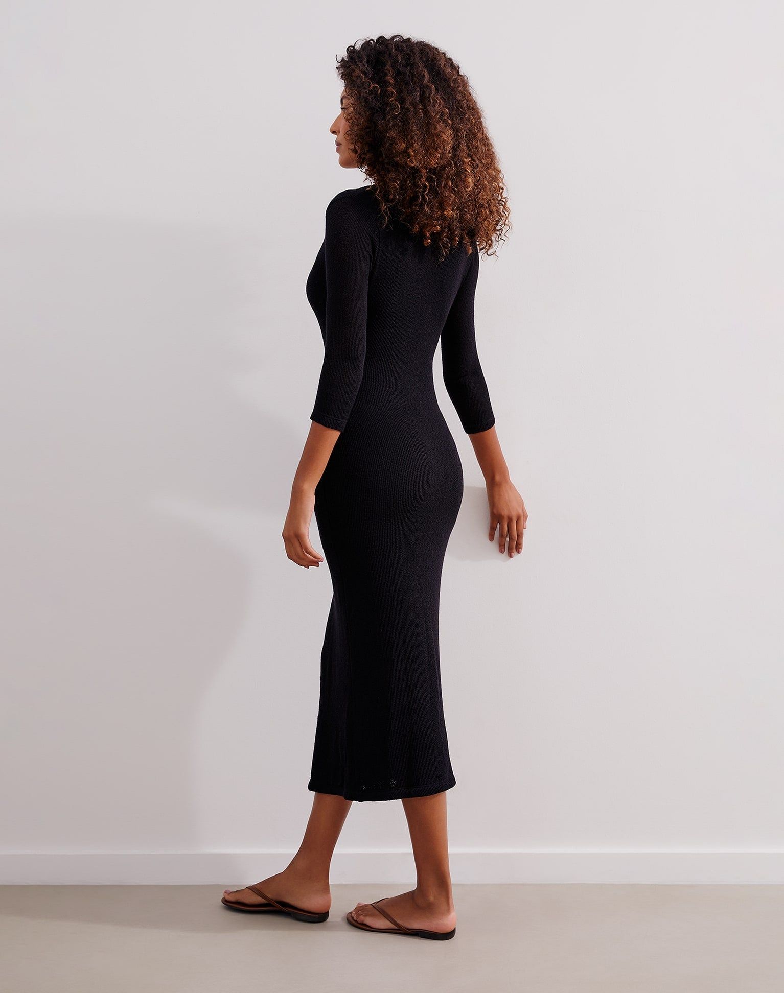 Anna Midi Cover Up (exchange only) - Black sold by Vix product image thumbnail 2