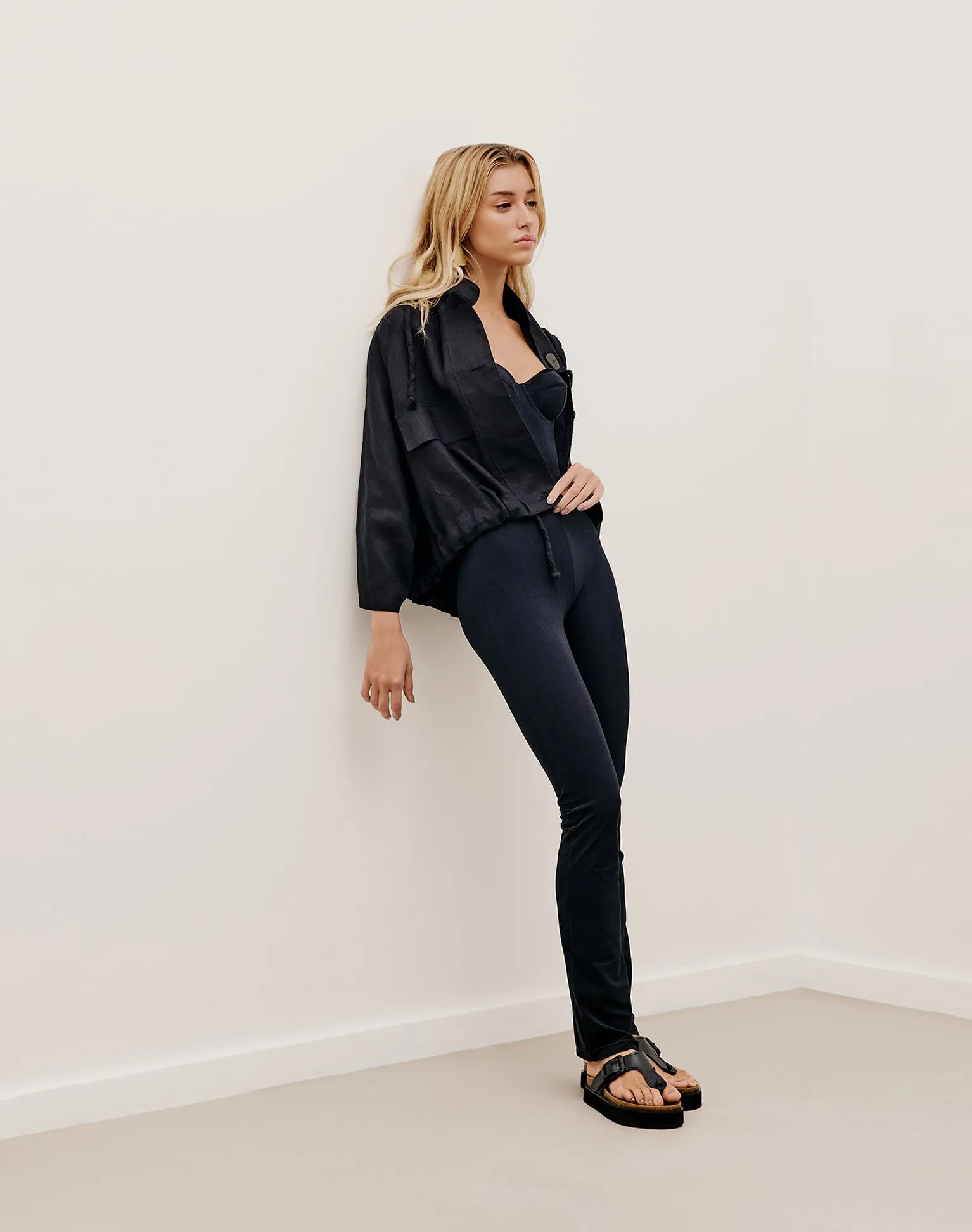 Yoko Jacket (exchange only) - Black sold by Vix product image thumbnail 5