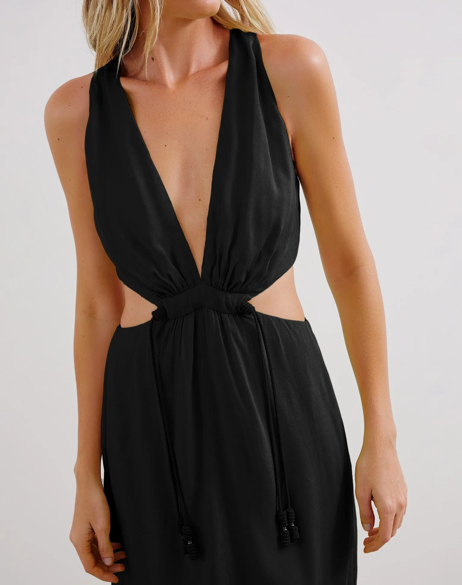 Nayara Detail Long Dress (Final Sale) - Black sold by Vix product image thumbnail 3
