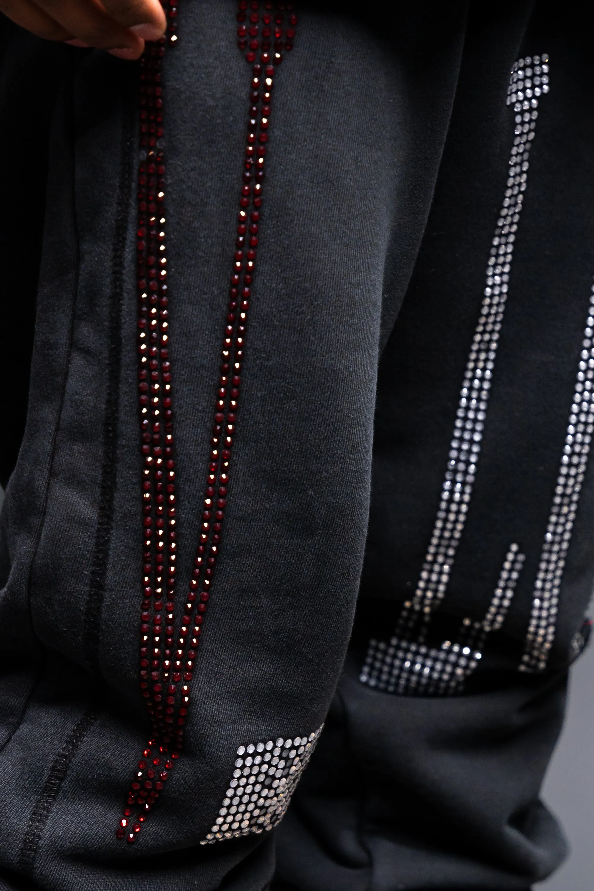 401 V Sweatpant sold by VLONE product image thumbnail 3