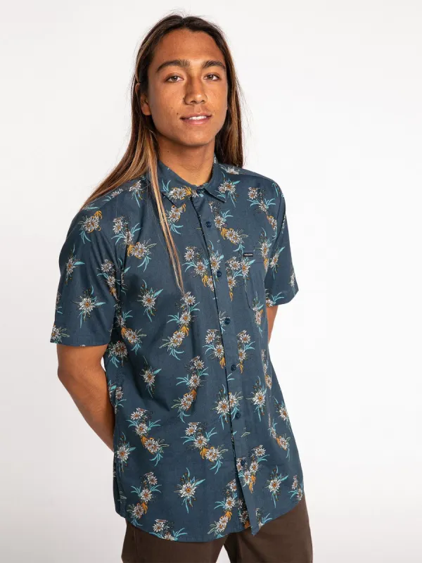 Viber Vison Short Sleeve Shirt - Marina Blue sold by Volcom