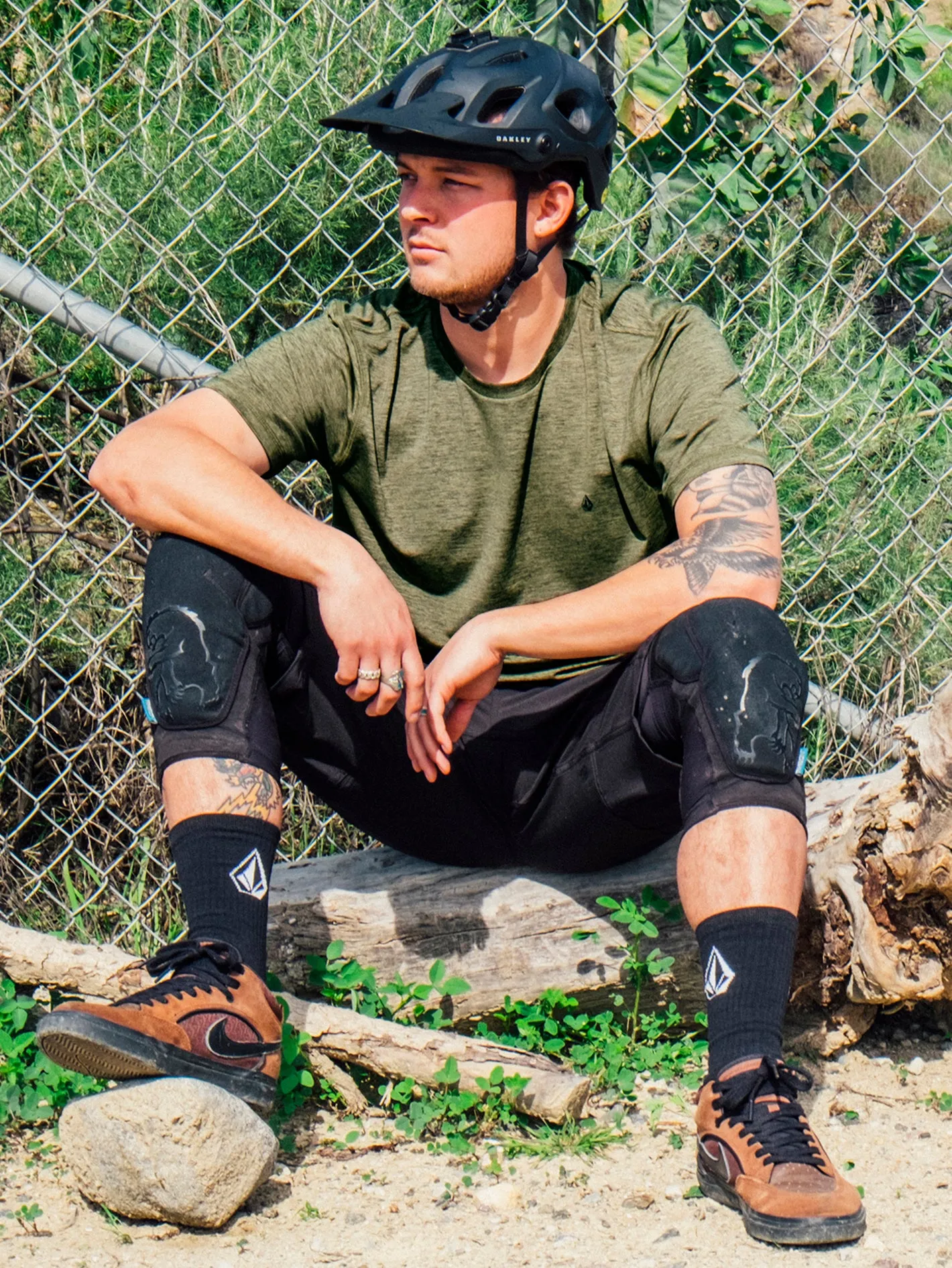 Stoneverse Crew Short Sleeve Shirt - Vintage Green sold by Volcom product image thumbnail 2