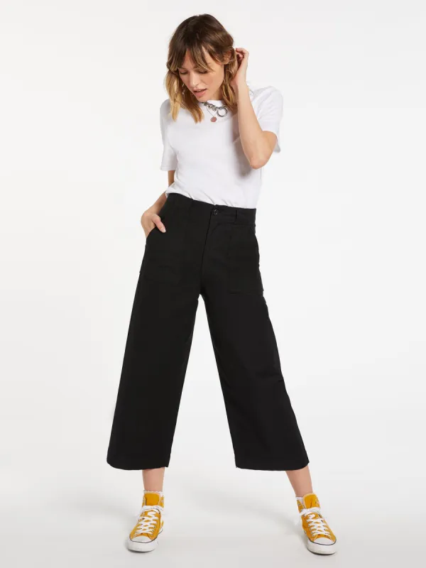 Army Whaler Wide Leg - Black sold by Volcom