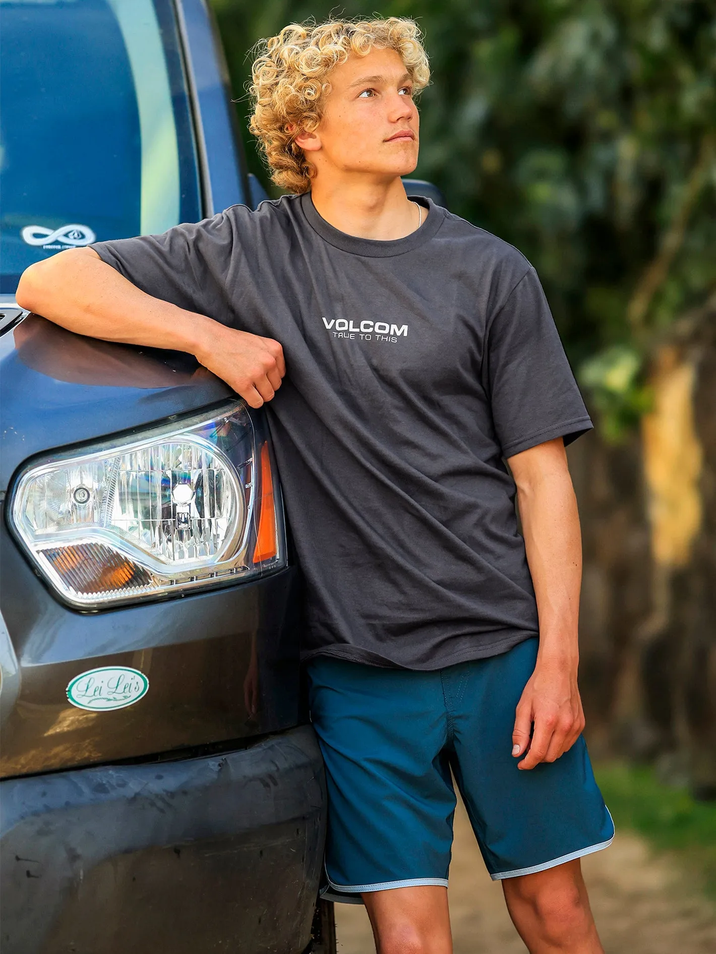 Neweuro Short Sleeve Tee - Charcoal sold by Volcom