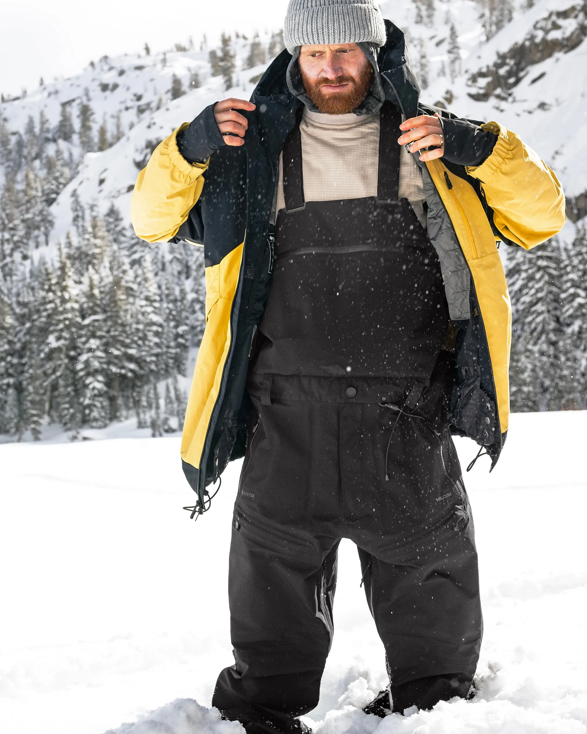 Mens 3L Gore-Tex Bib Overhauler - Black sold by Volcom