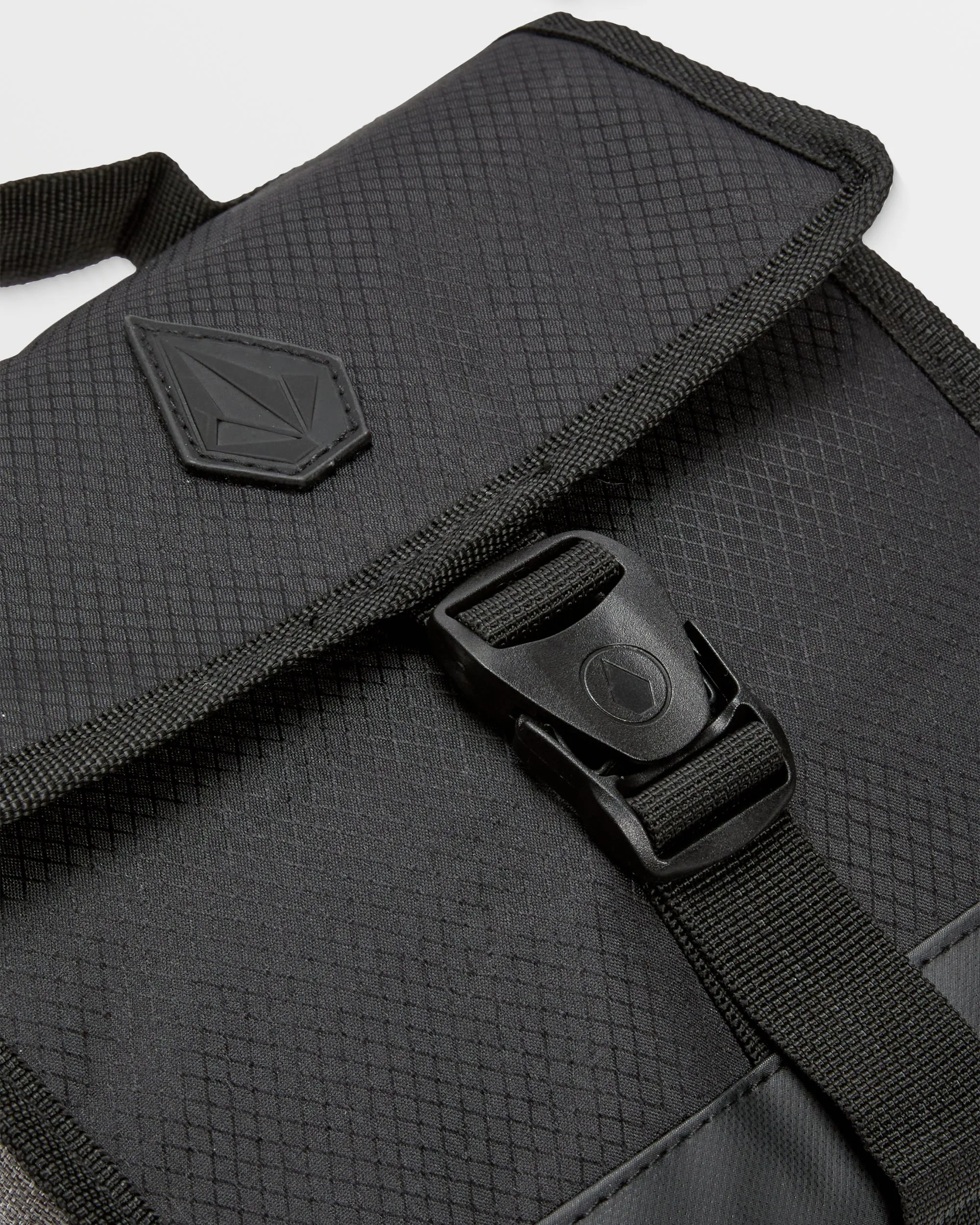 Vert Lunch Kit - Black sold by Volcom product image thumbnail 3