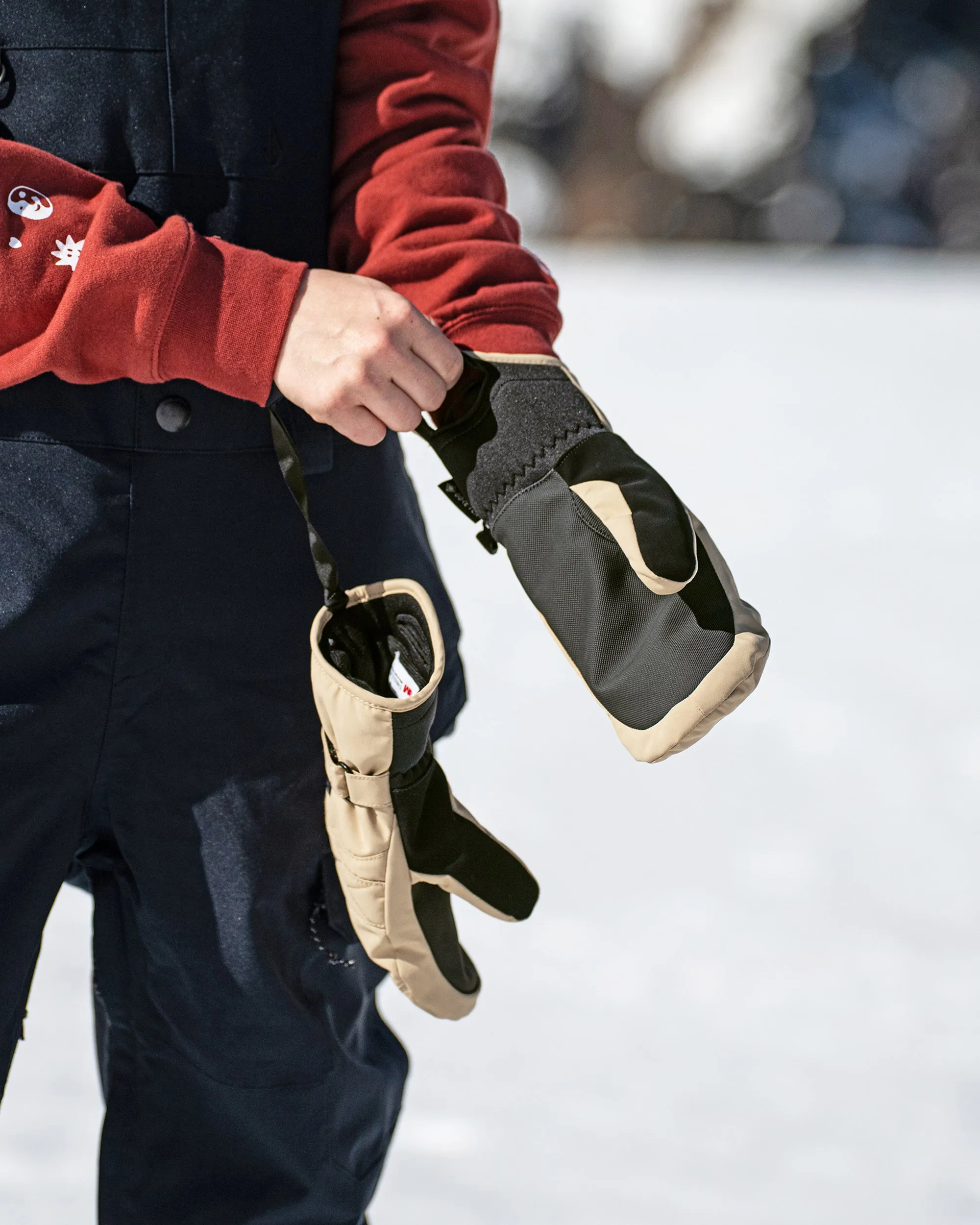 Womens Peep Gore-Tex Mitt - Sand sold by Volcom product image thumbnail 4