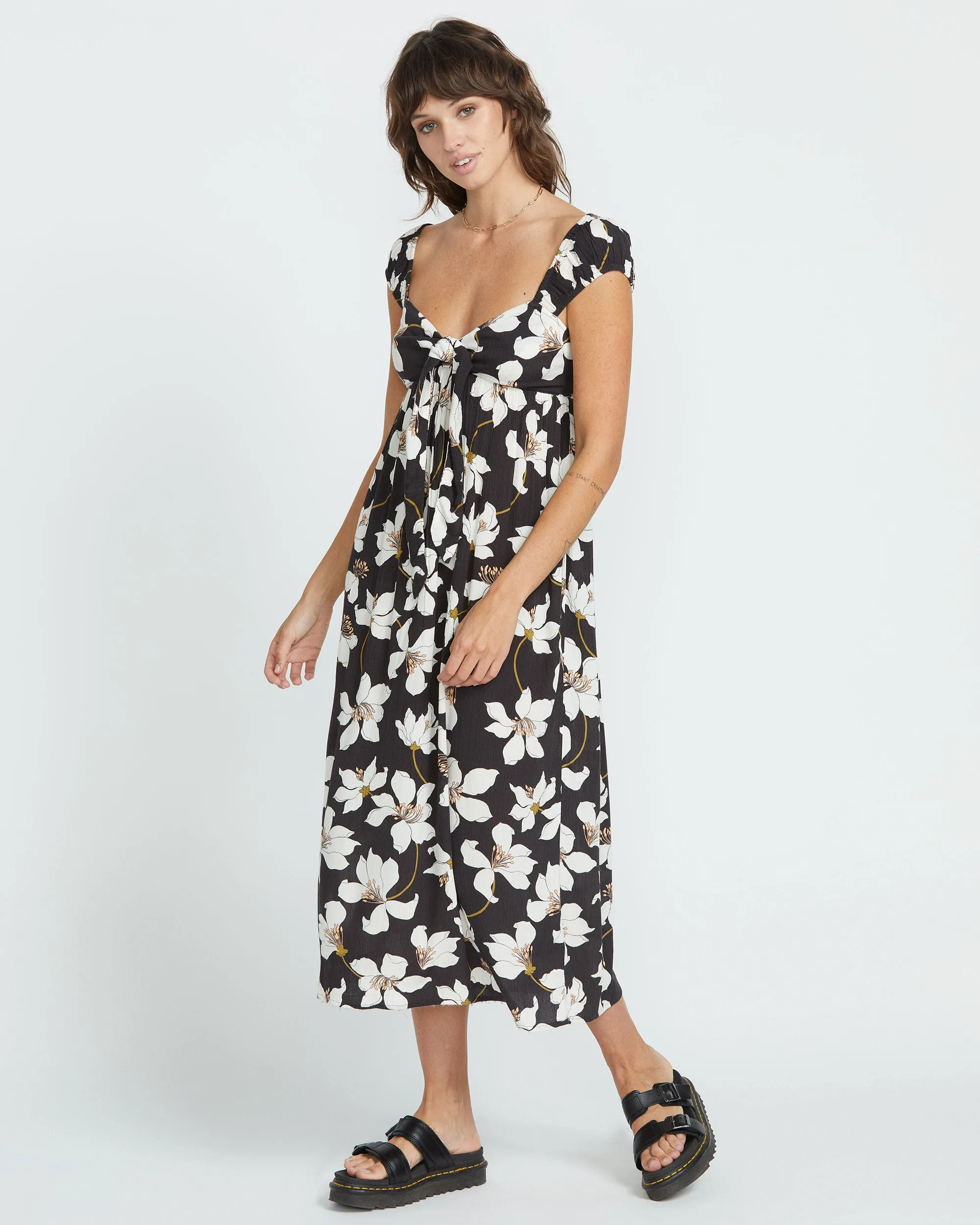 Shore Shackin Dress - Black sold by Volcom product image thumbnail 4