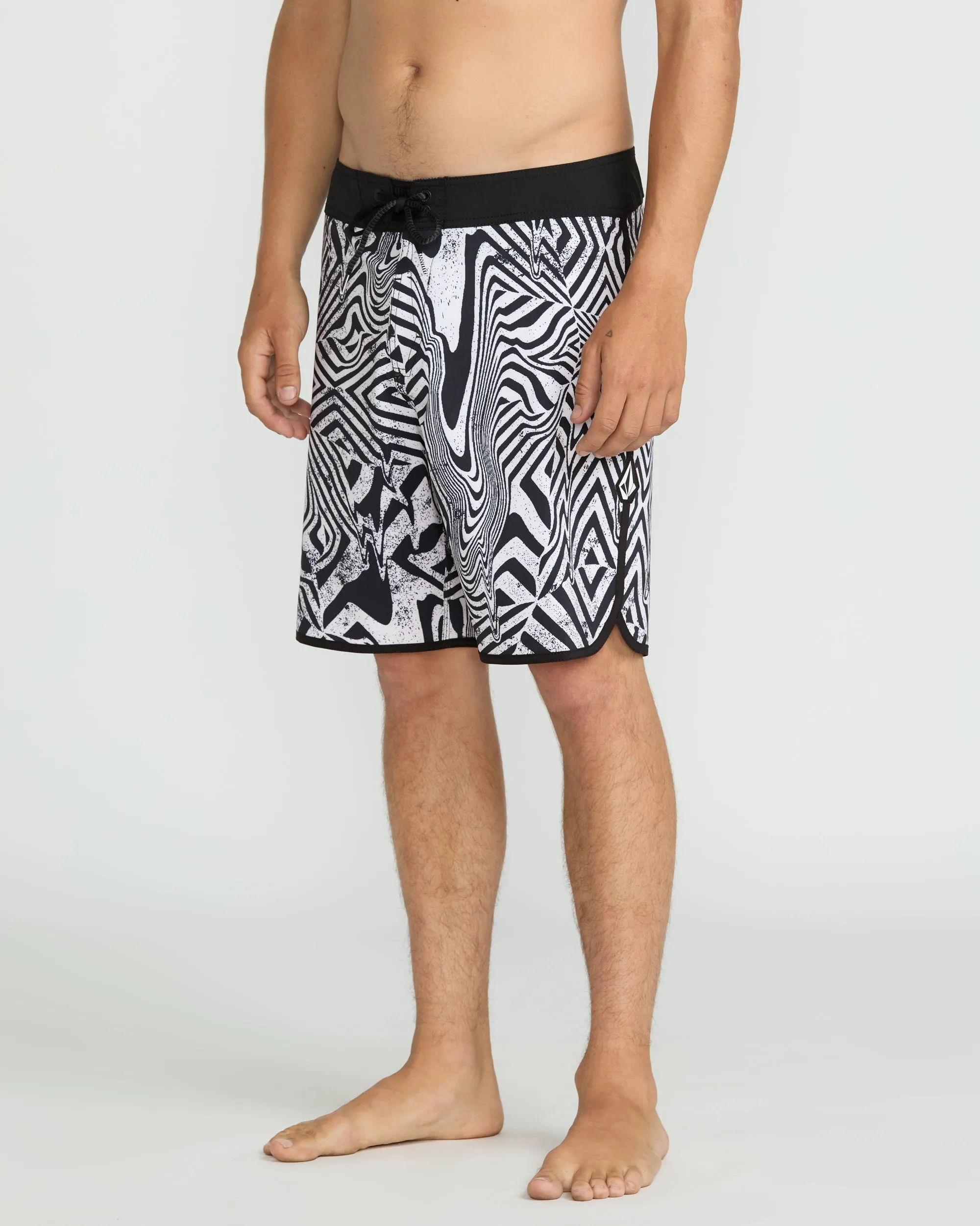 Men's Infuse Scallop Mod Trunks sold by Volcom product image thumbnail 3