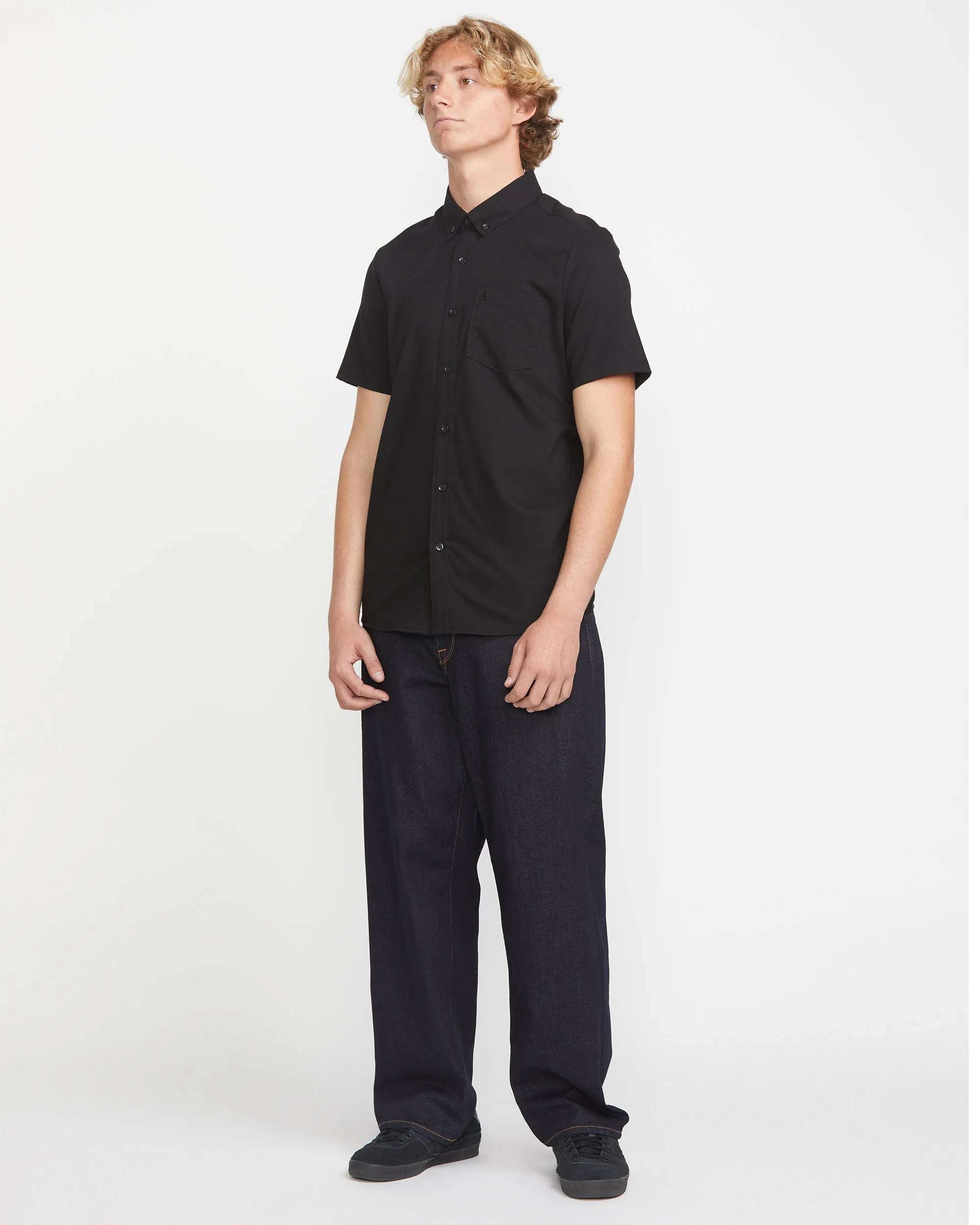 Men's Everett Oxford Short Sleeve Shirt sold by Volcom product image thumbnail 4