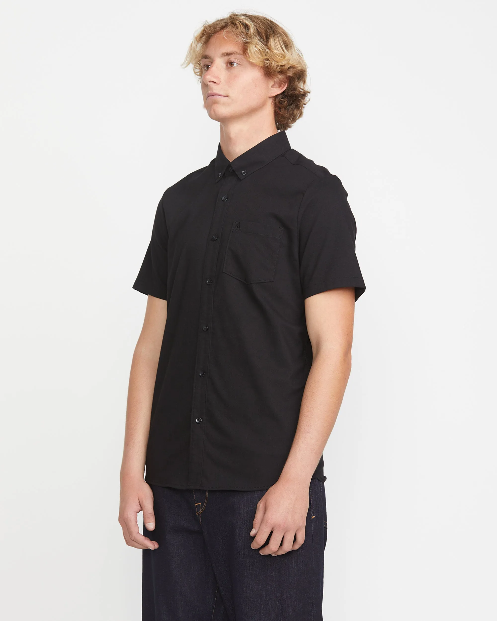 Men's Everett Oxford Short Sleeve Shirt sold by Volcom product image thumbnail 3