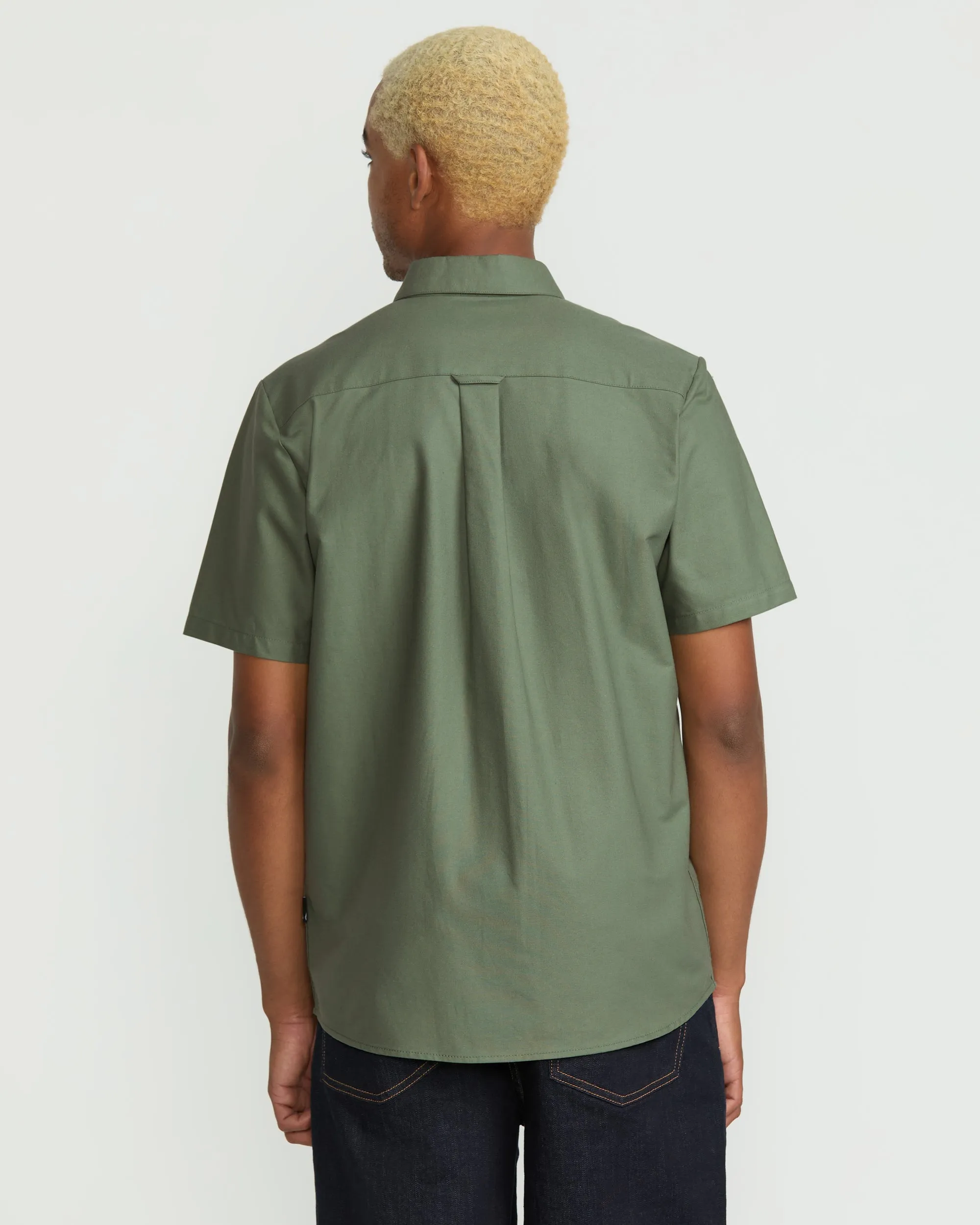 Men's Veeco Oxford Short Sleeve Shirt sold by Volcom product image thumbnail 2