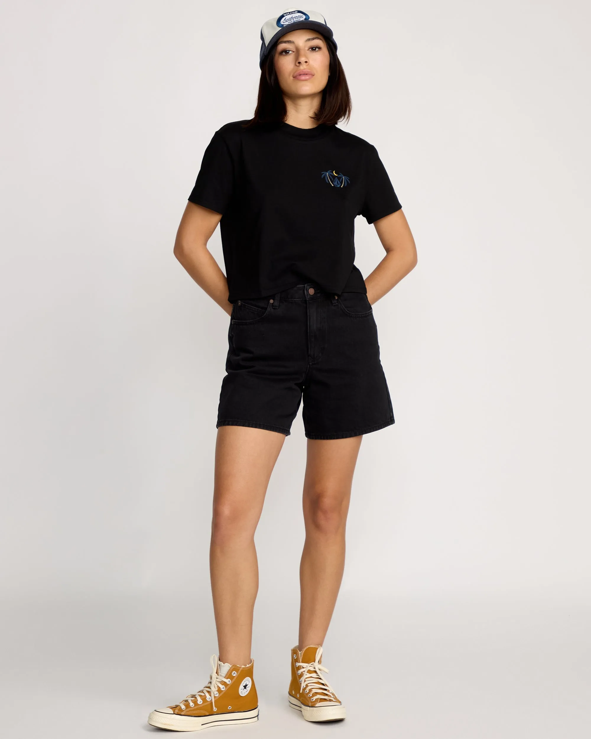 Women's Dial Crop Tee sold by Volcom product image thumbnail 3