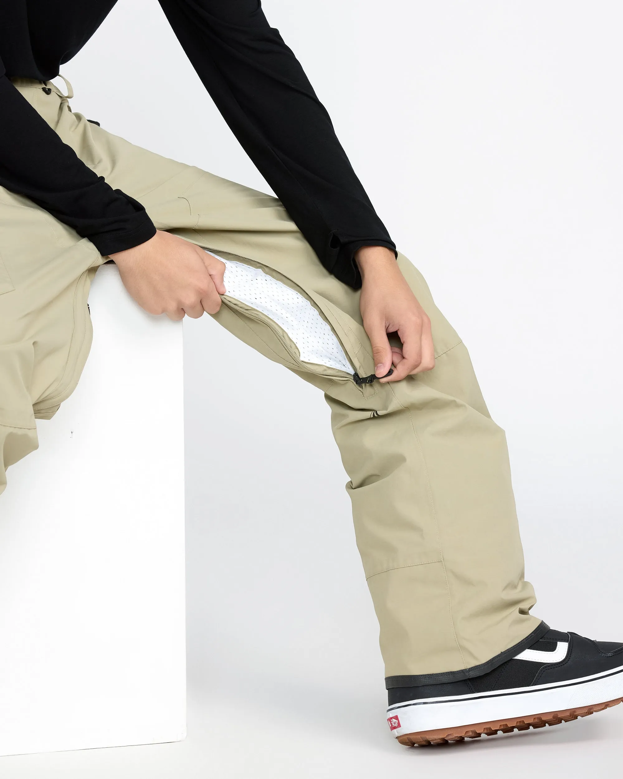 Men's L Gore-Tex Pants sold by Volcom product image thumbnail 4