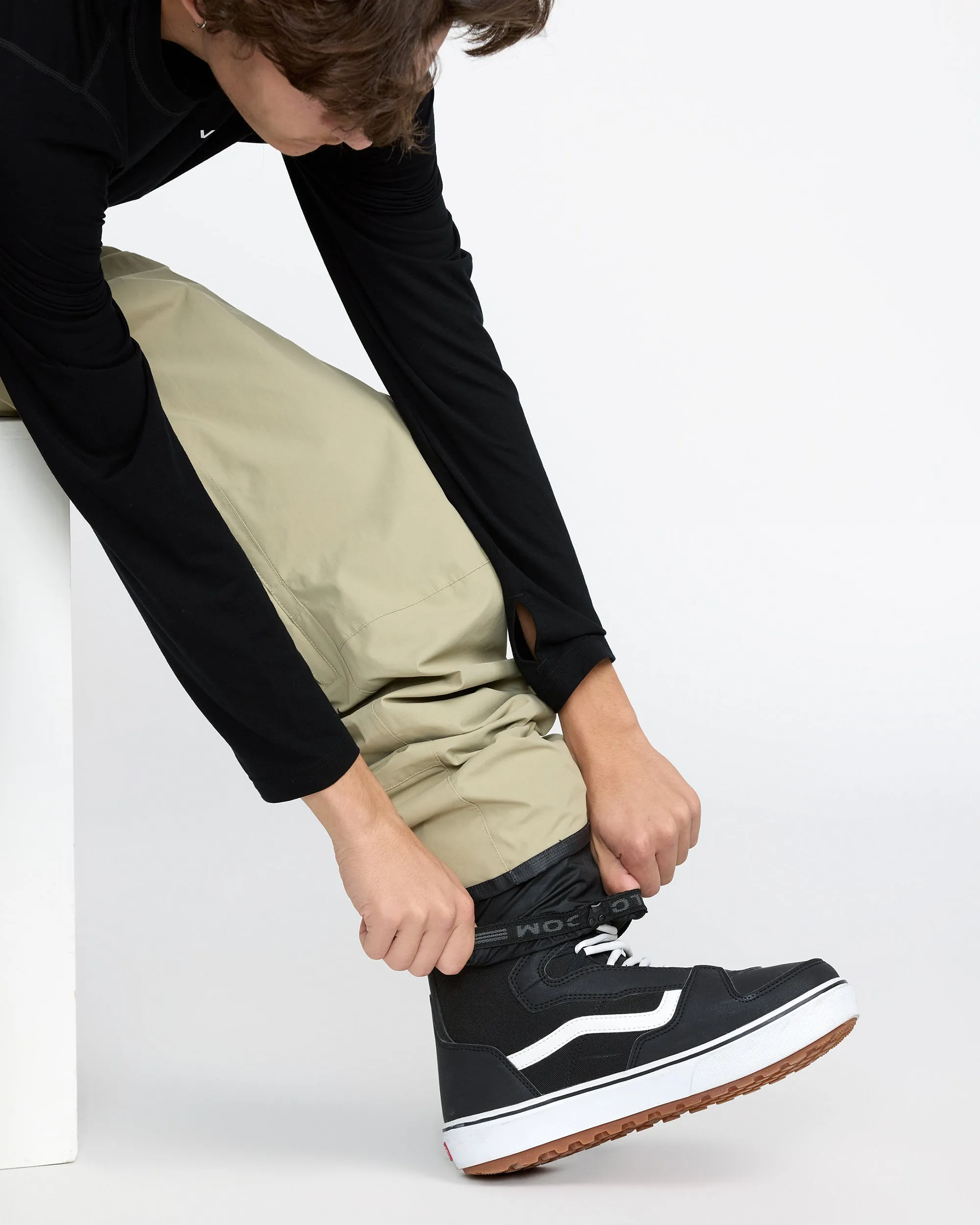 Men's L Gore-Tex Pants sold by Volcom product image thumbnail 5