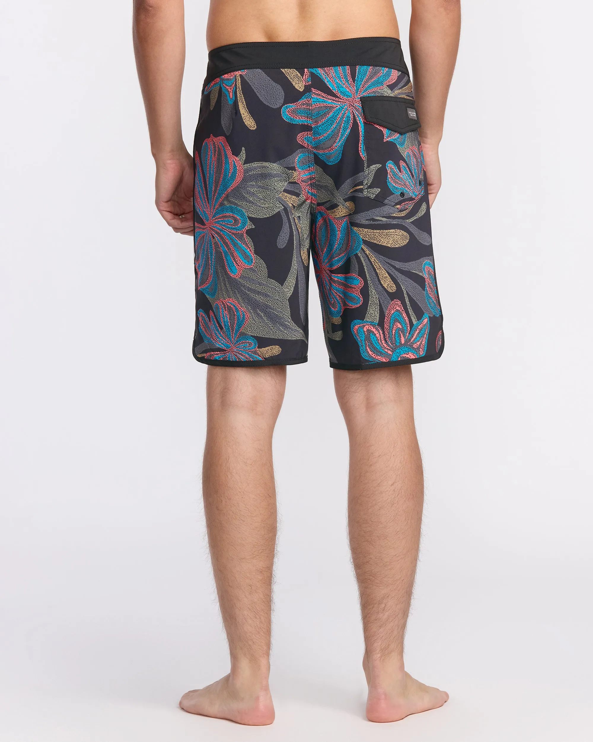 Men's Infuse Scallop Mod Trunks sold by Volcom product image thumbnail 5