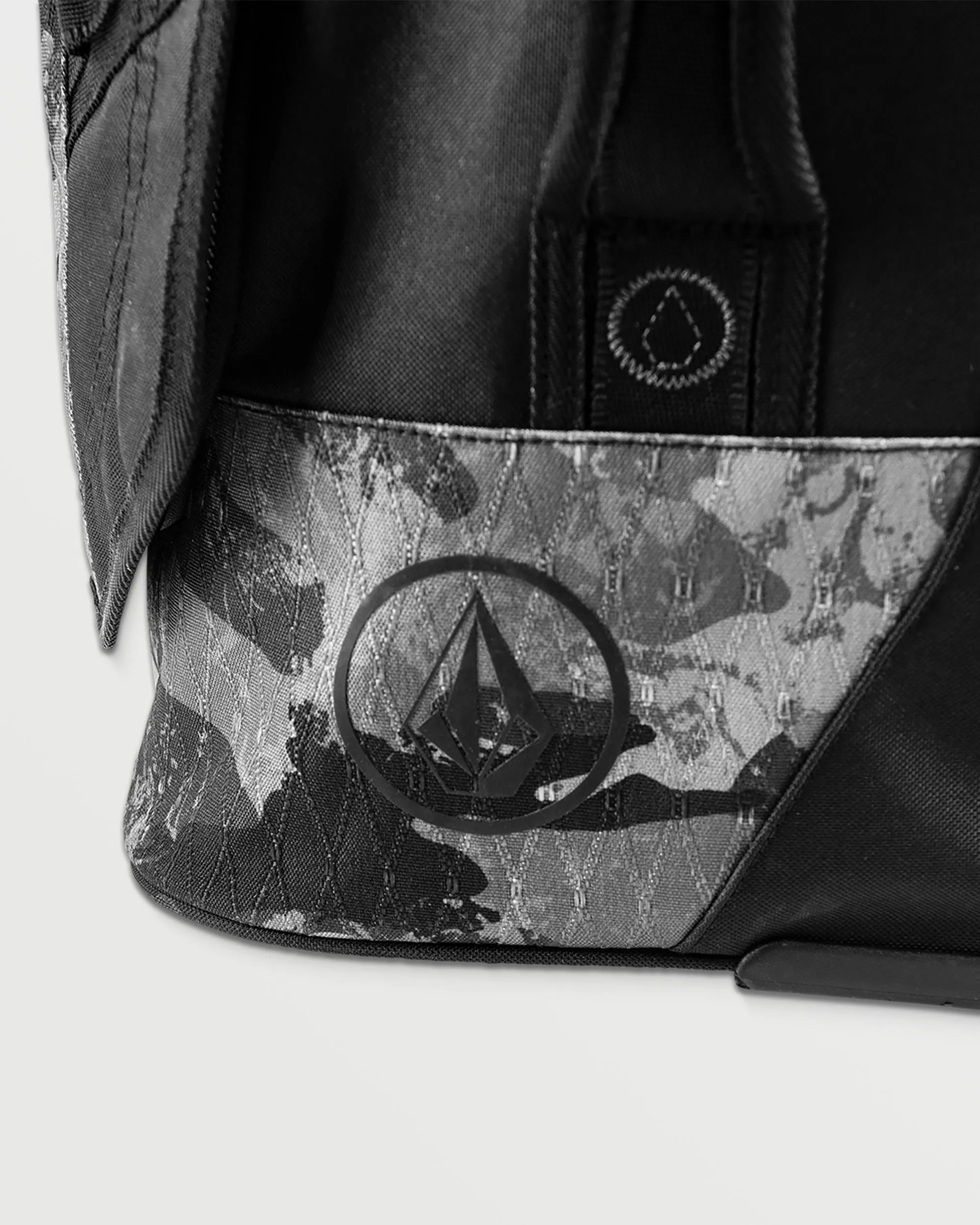 Chamber Carry-On sold by Volcom product image thumbnail 4