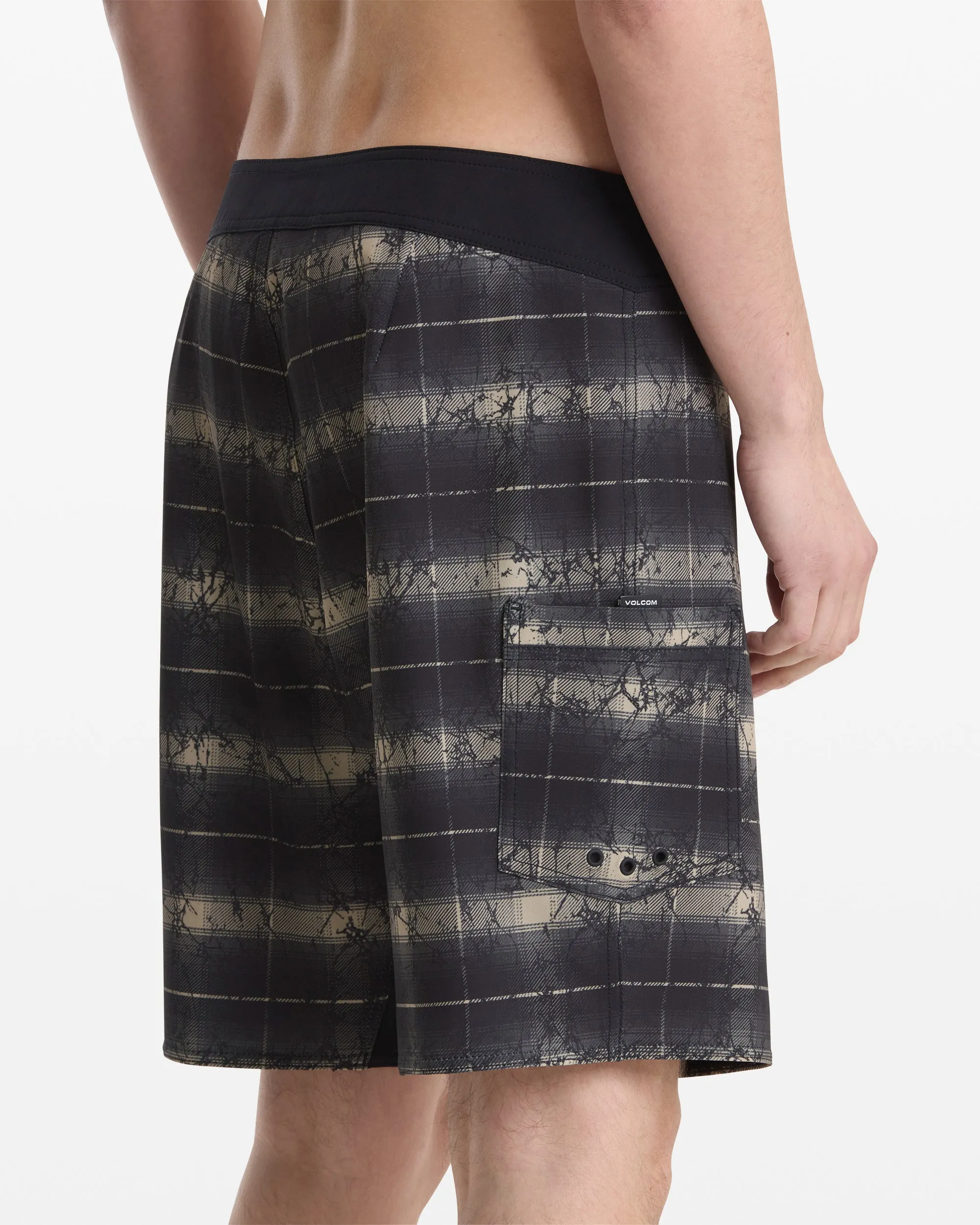 Men's Grunge Snap Mod 18 sold by Volcom product image thumbnail 4