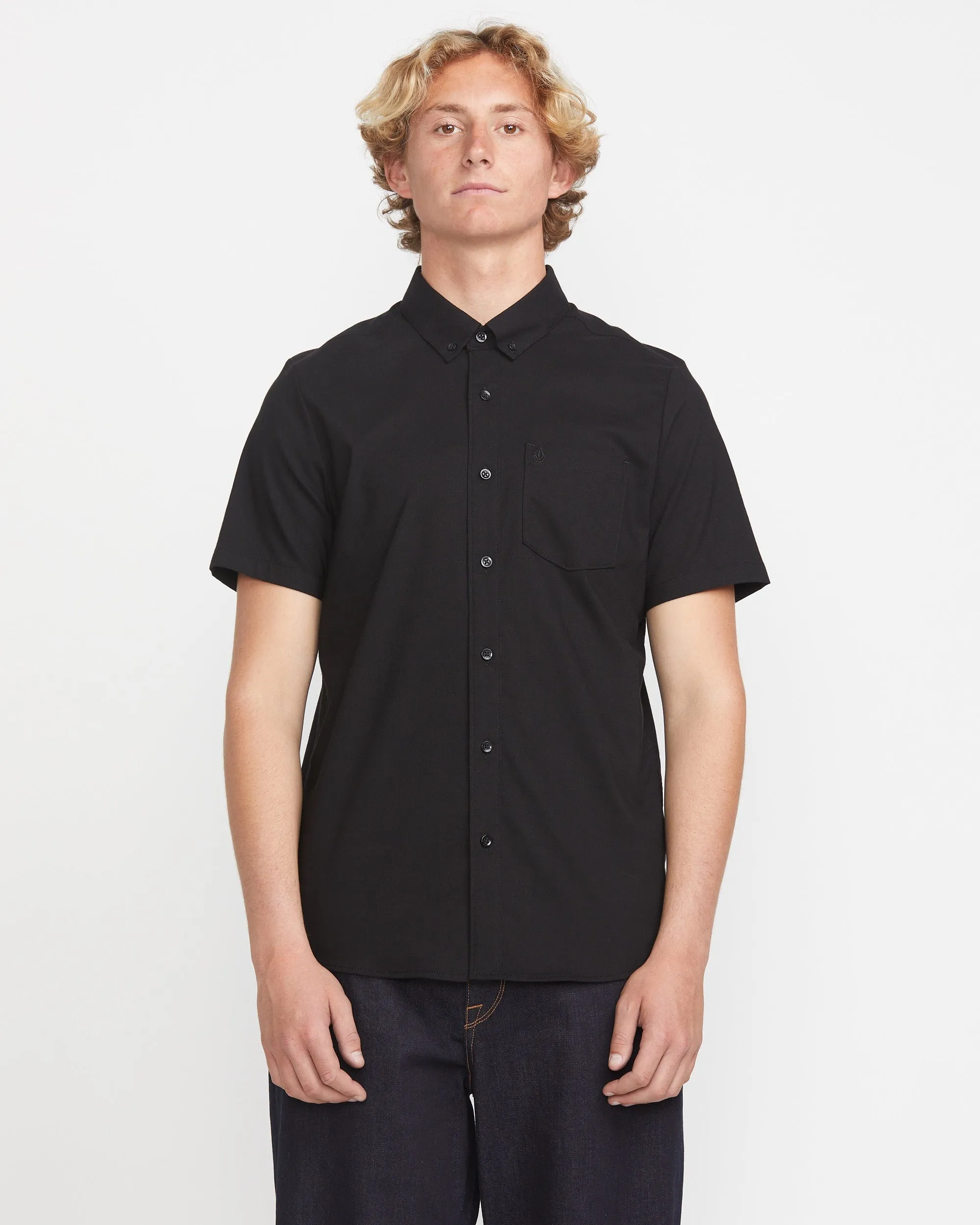 Men's Everett Oxford Short Sleeve Shirt sold by Volcom product image thumbnail 2