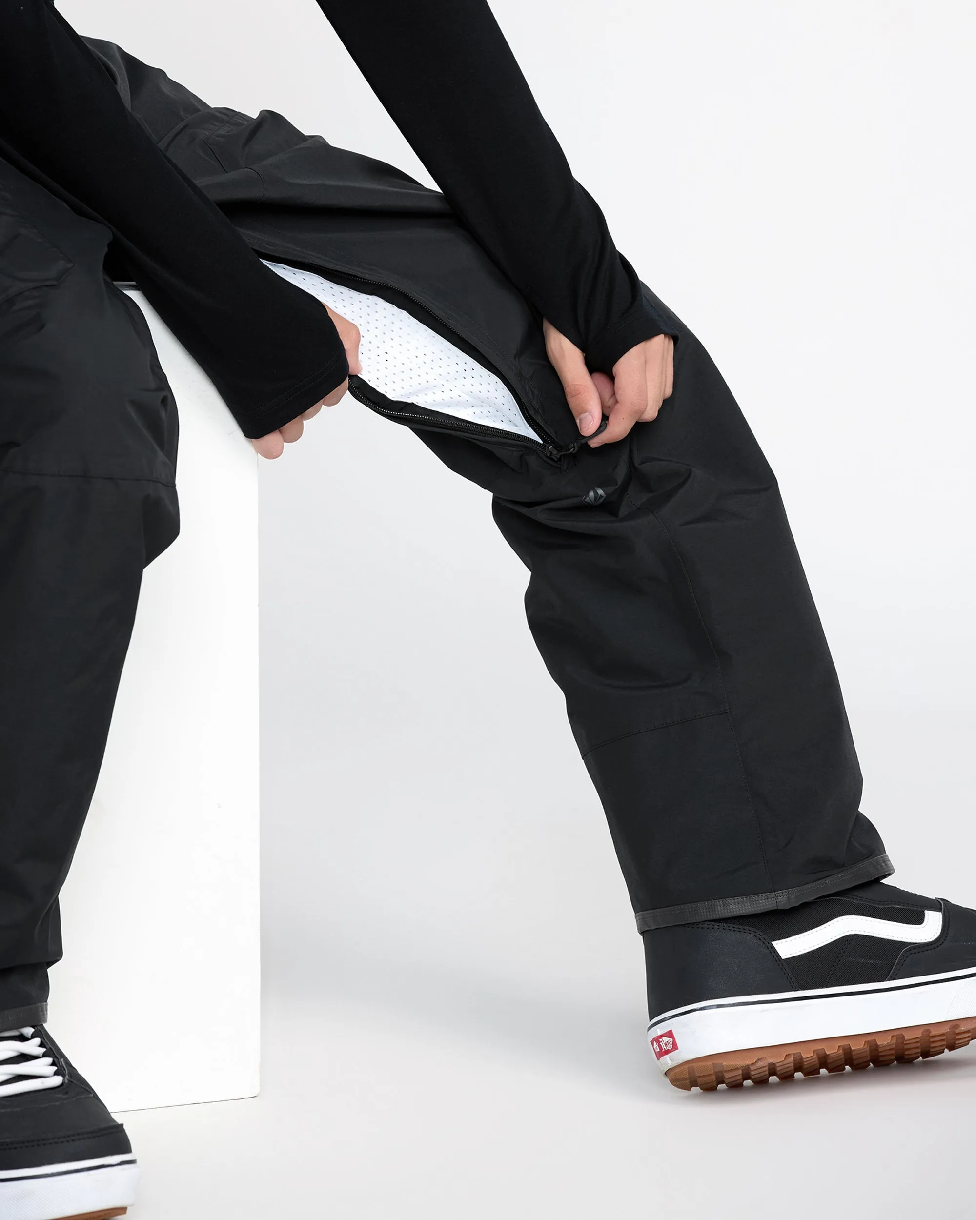 Men's L Gore-Tex Pant sold by Volcom product image thumbnail 5
