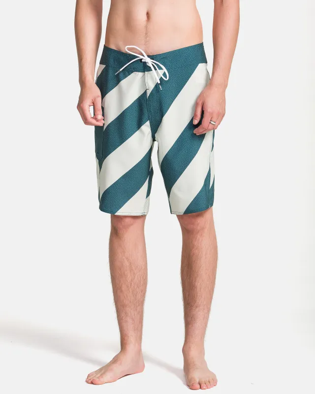 Men's Manic Boardshort 20 sold by Volcom