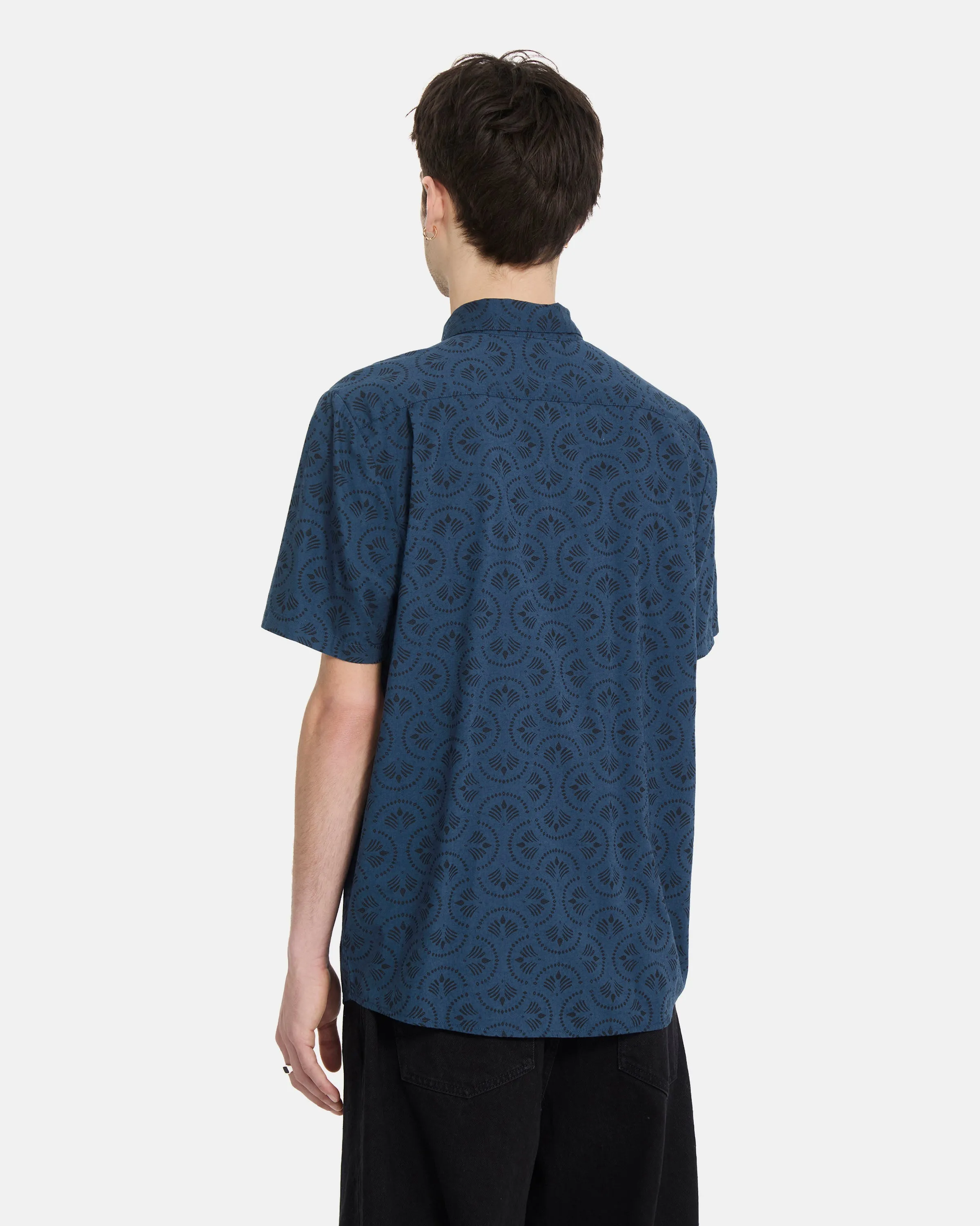 Men's Scaler Stone Woven Short Sleeve Shirt sold by Volcom product image thumbnail 2