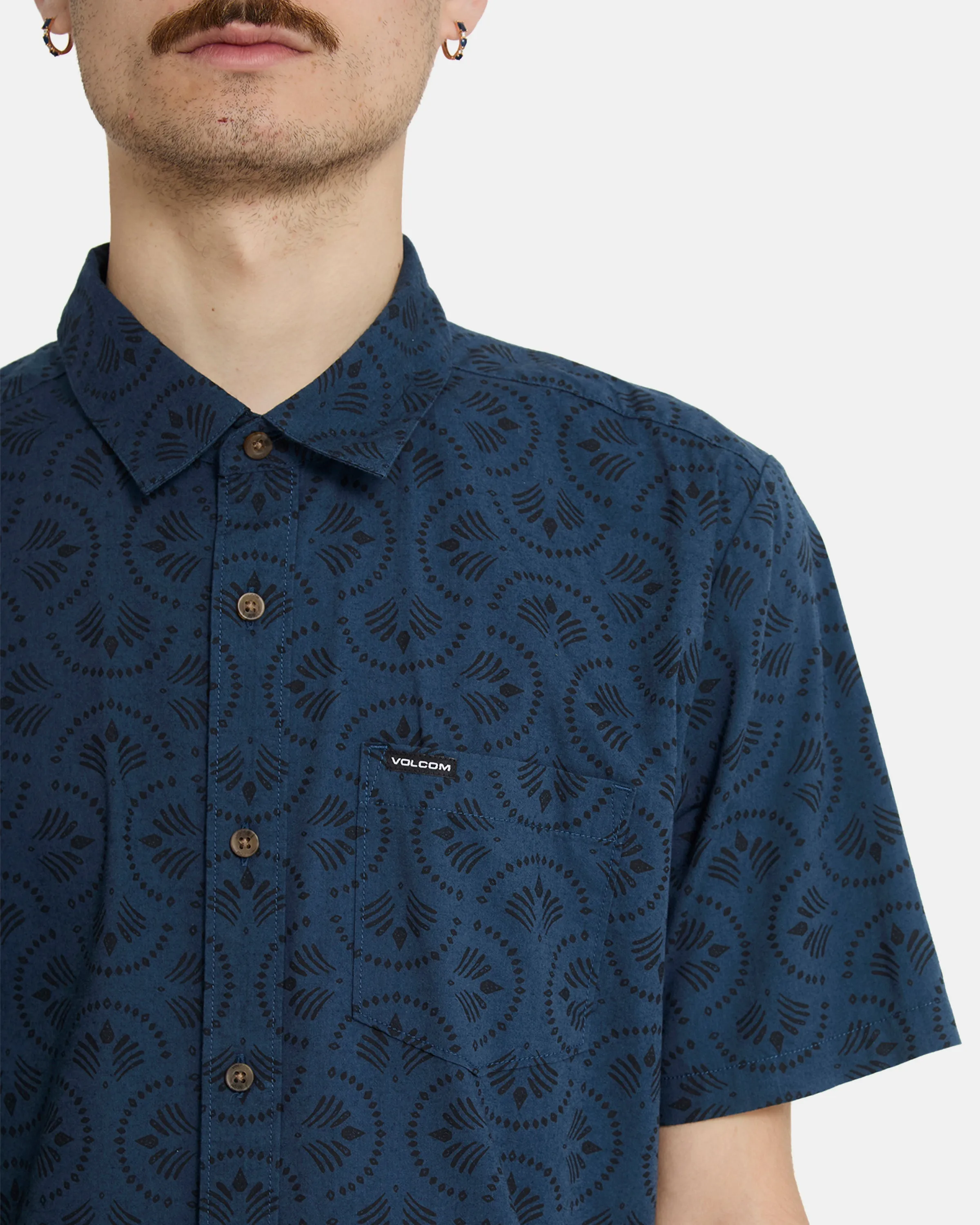 Men's Scaler Stone Woven Short Sleeve Shirt sold by Volcom product image thumbnail 4