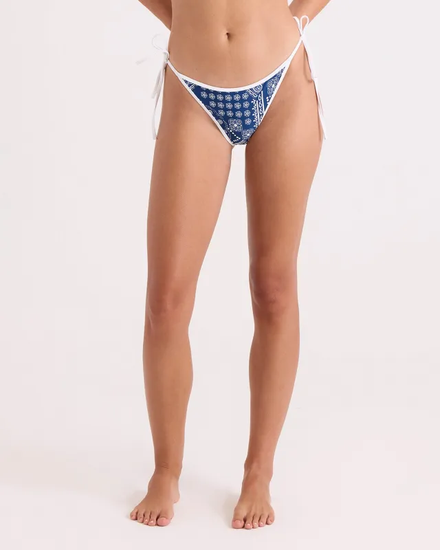 Women's Bandana Tie Side Teeny Reversible made by Volcom