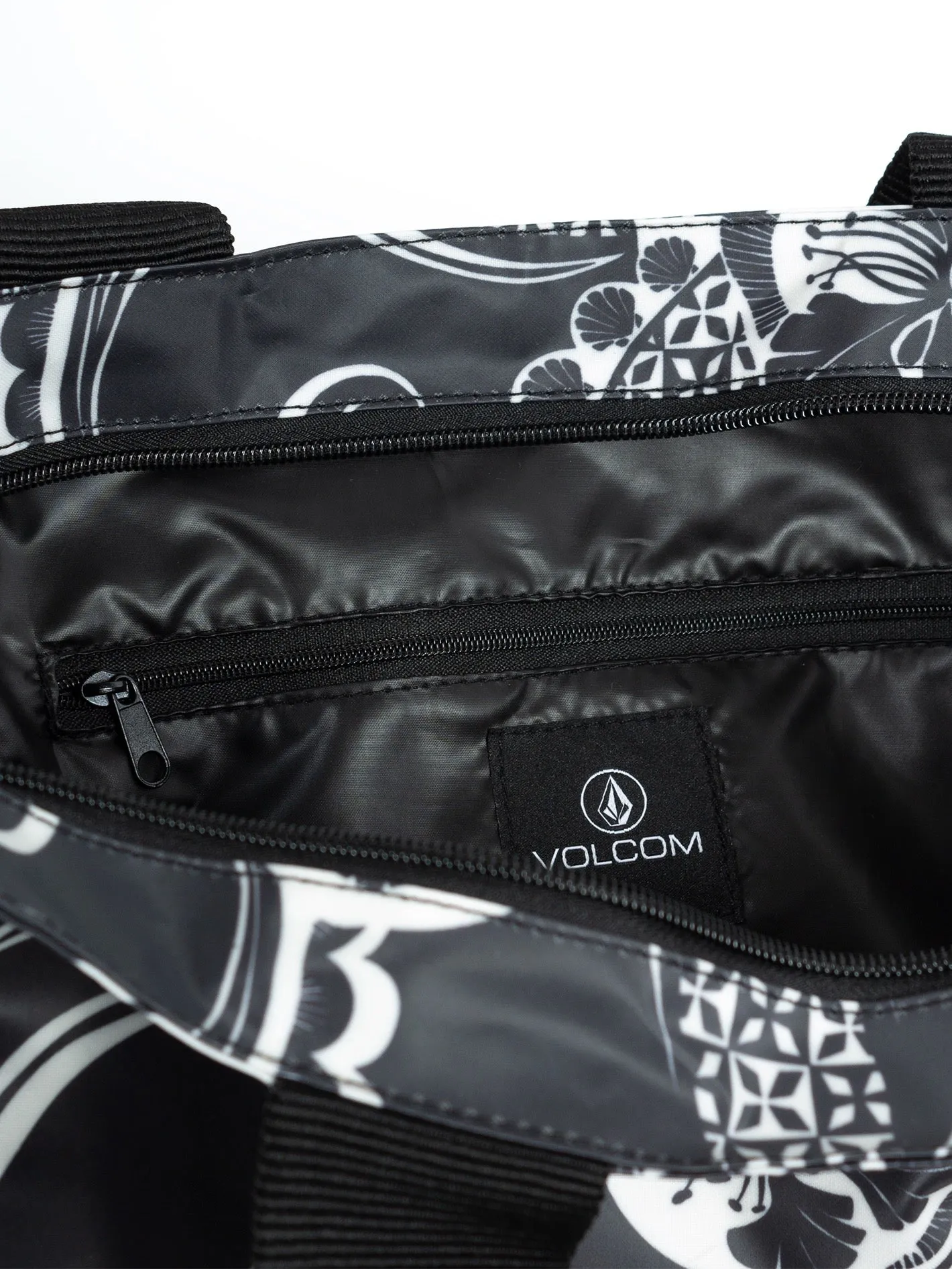 Bay Bae Beach Tote - Black White sold by Volcom product image thumbnail 3