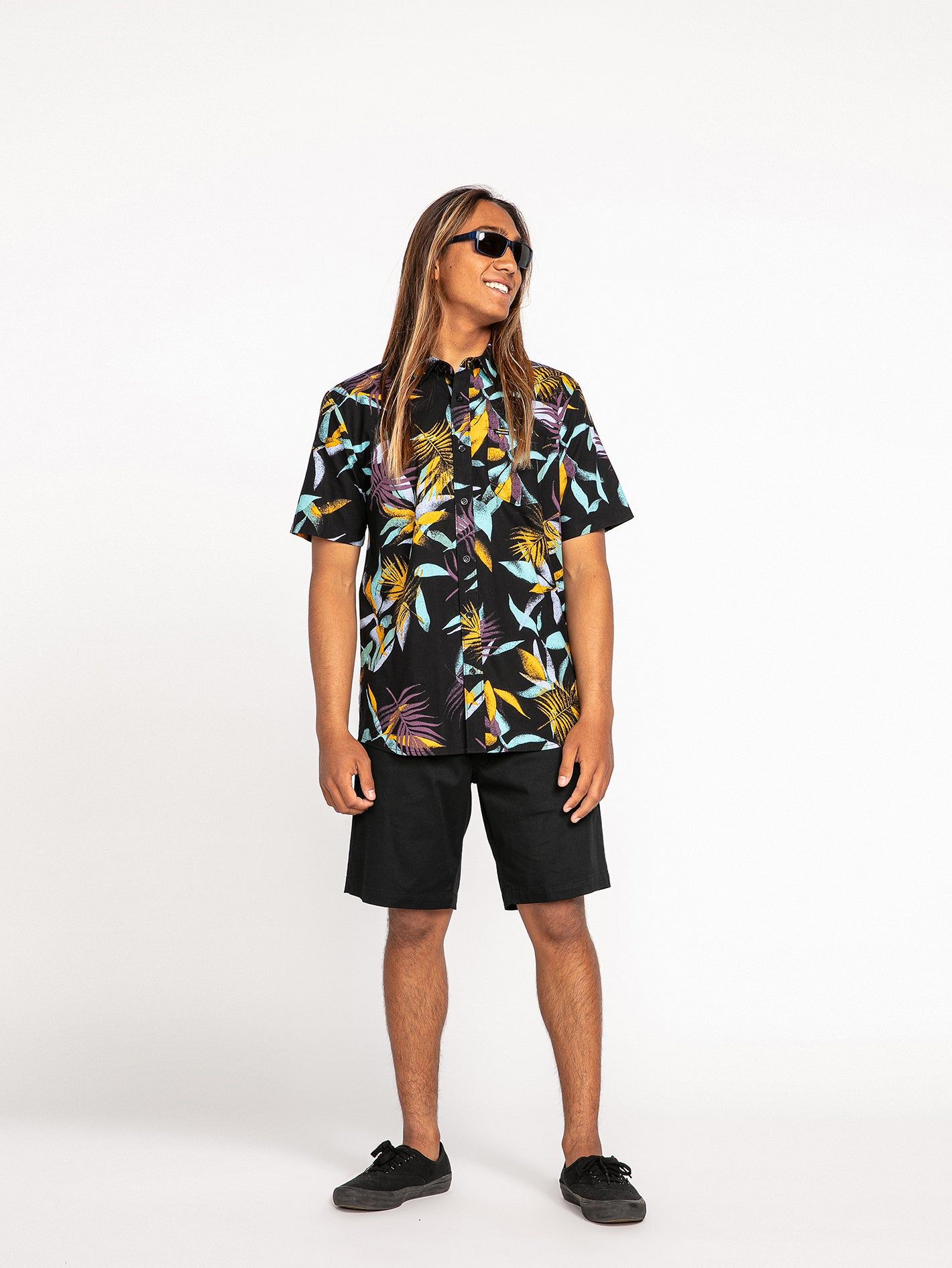 Leaf Spray Short Sleeve Shirt - Black sold by Volcom product image thumbnail 2
