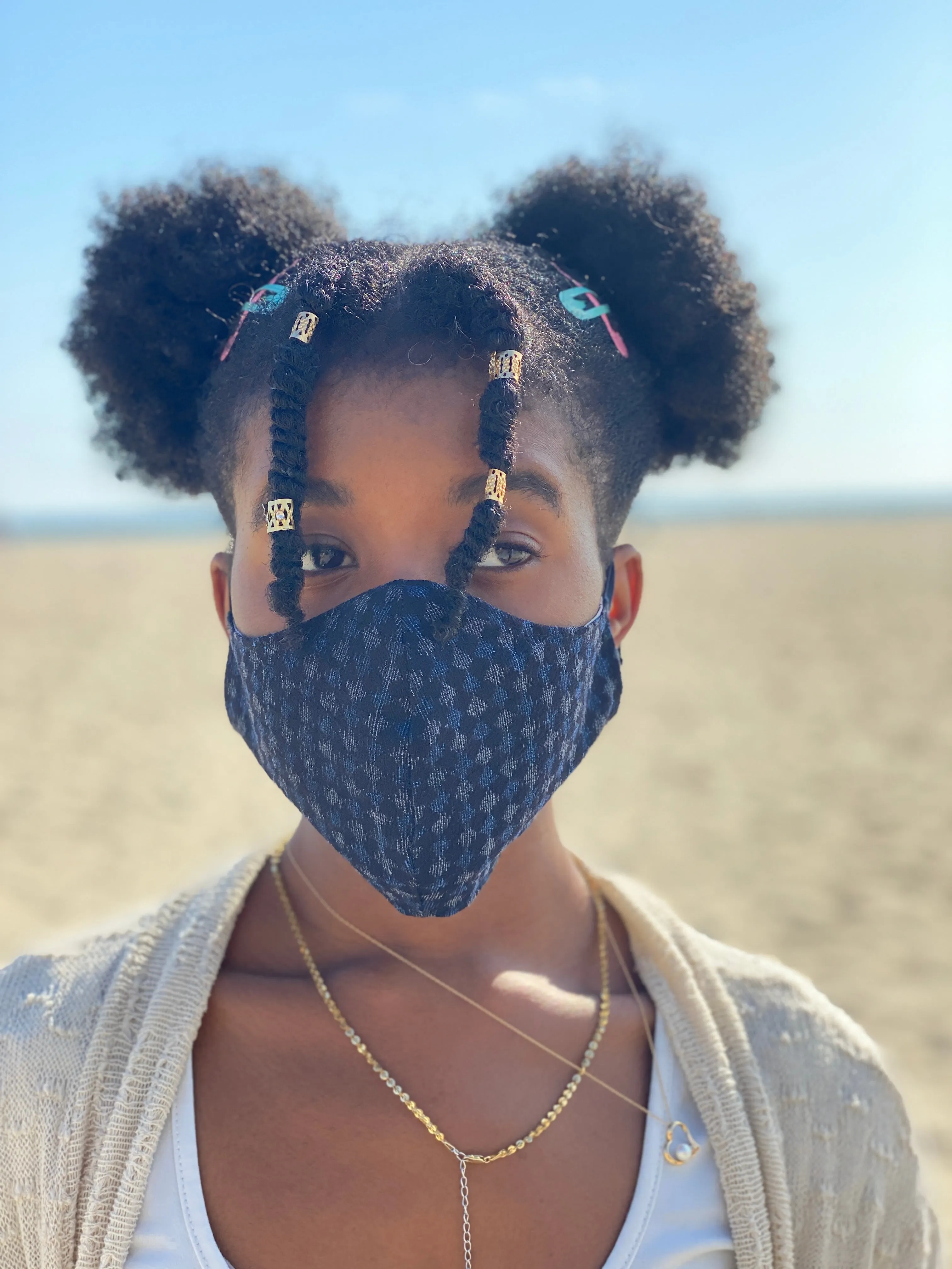 Japanese Vintage Kasuri Mask (Ao Shiro Maru) sold by VPL product image thumbnail 3