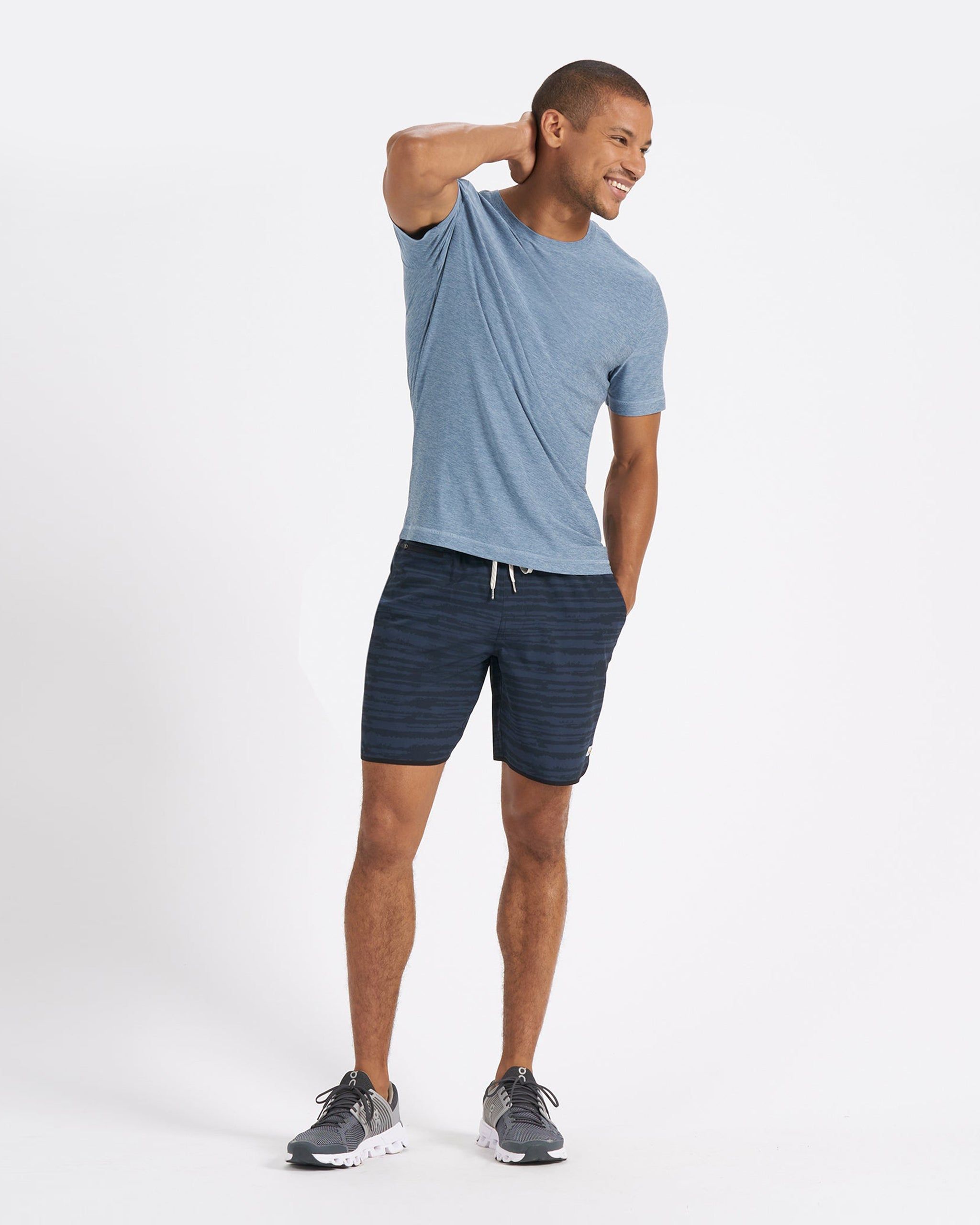 Strato Tech Tee | Cloud Heather sold by Vuori product image thumbnail 5