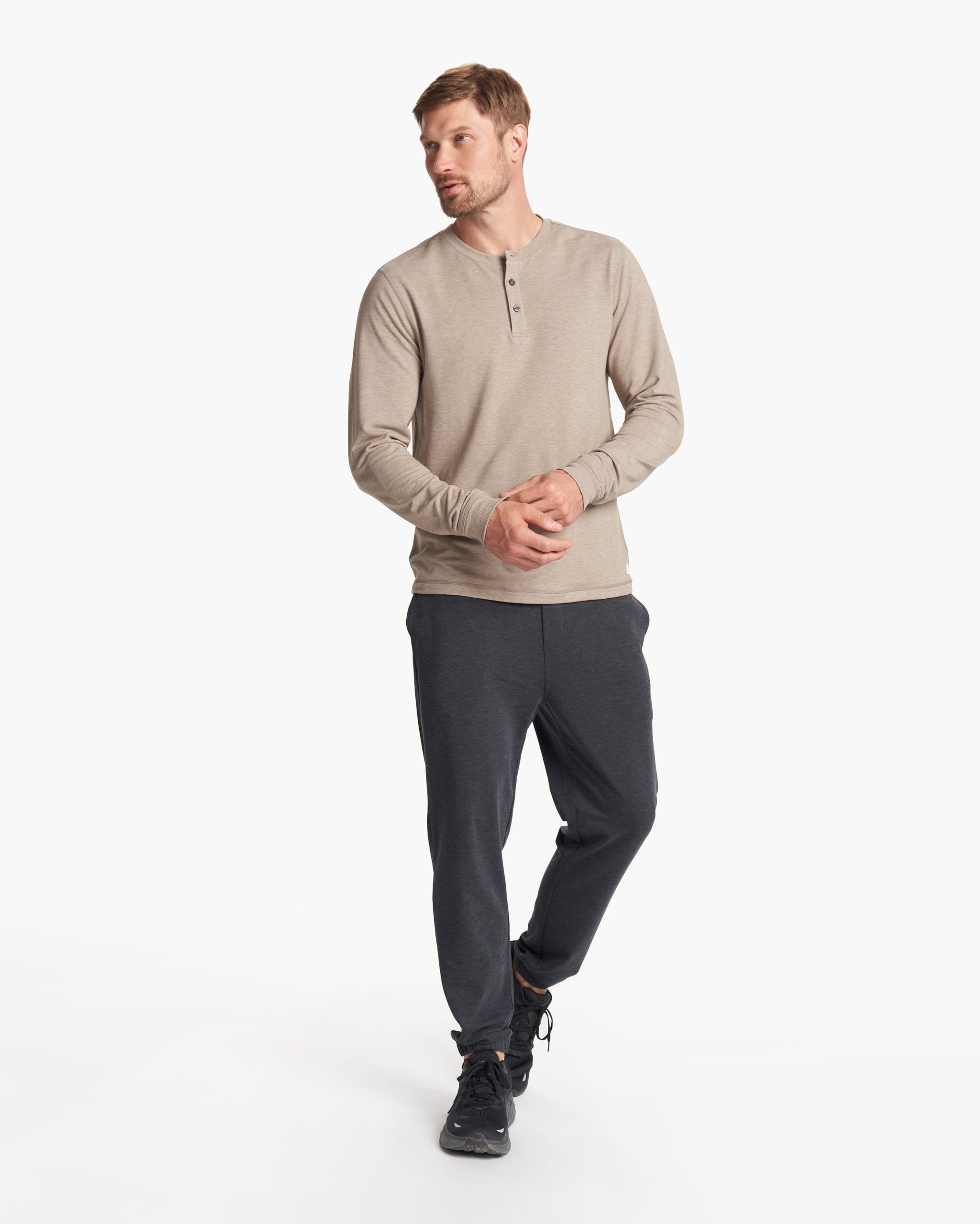Austin Sweatpant | Charcoal Heather sold by Vuori product image thumbnail 4