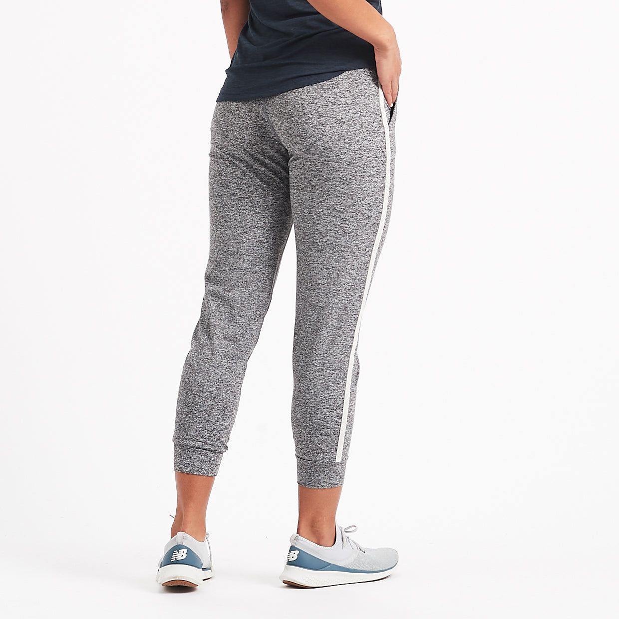 Performance Jogger | Heather Grey / Natural Stripe sold by Vuori product image thumbnail 3