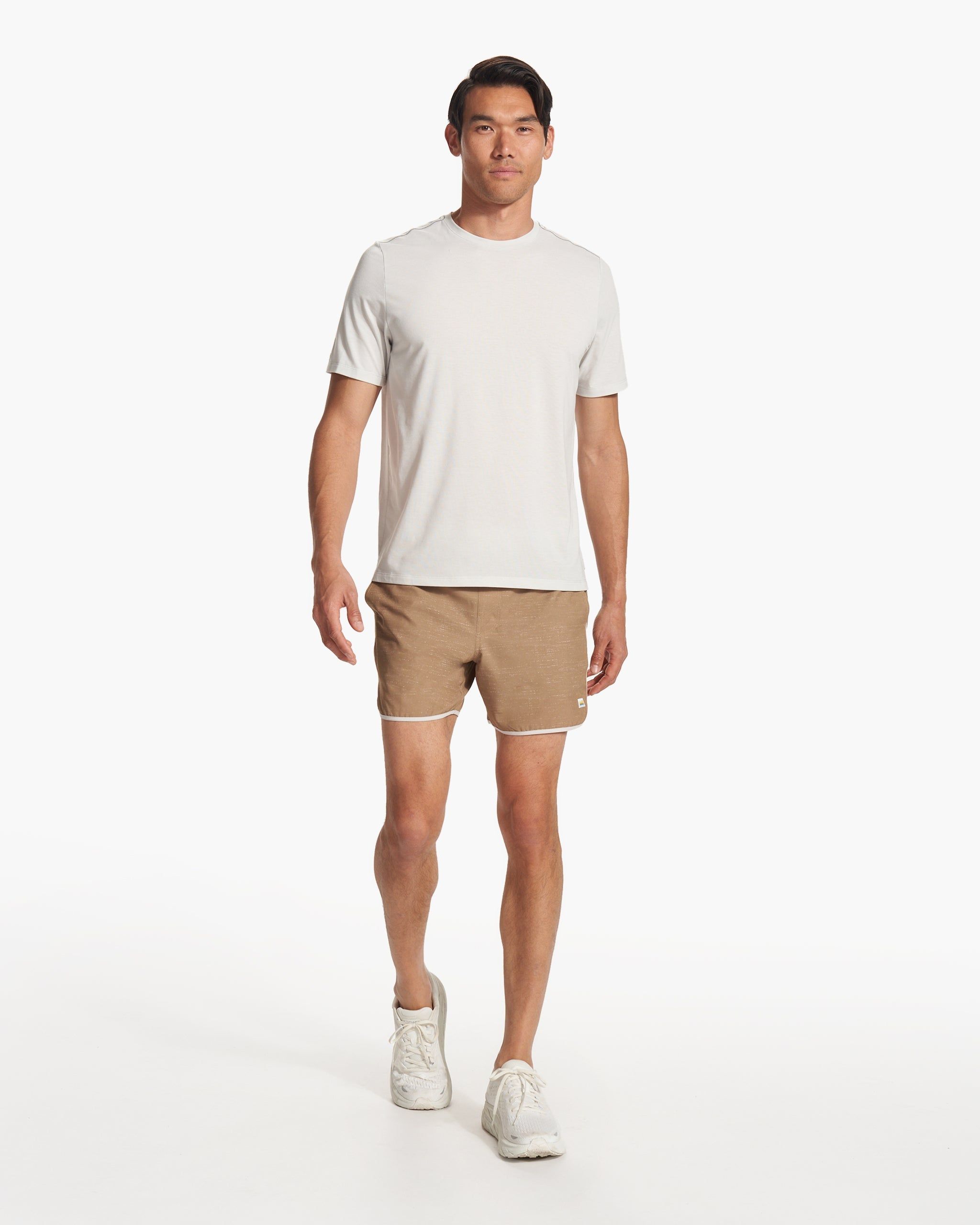 Banks Short 5" | Wheat Texture sold by Vuori product image thumbnail 5