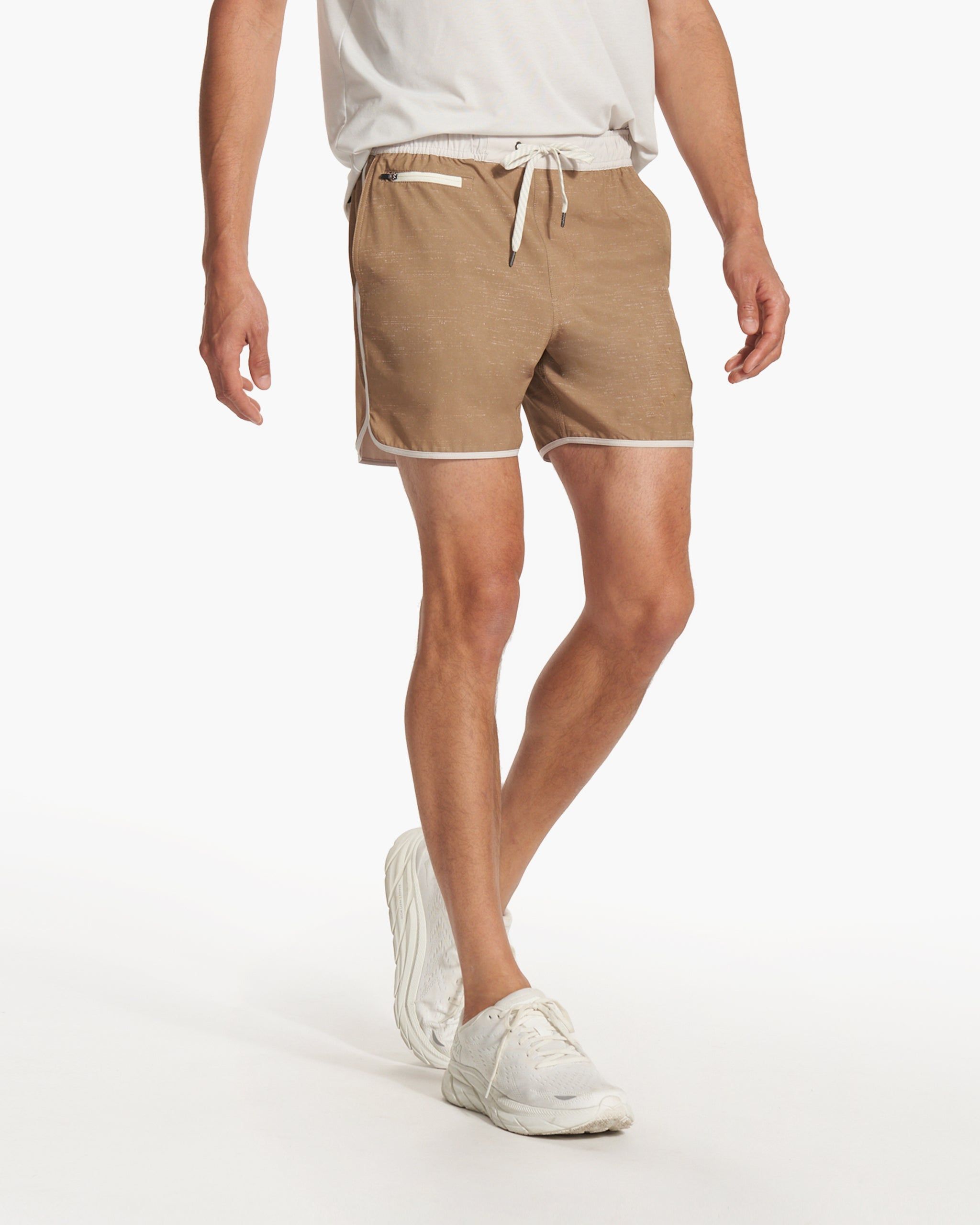 Banks Short 5" | Wheat Texture sold by Vuori product image thumbnail 3