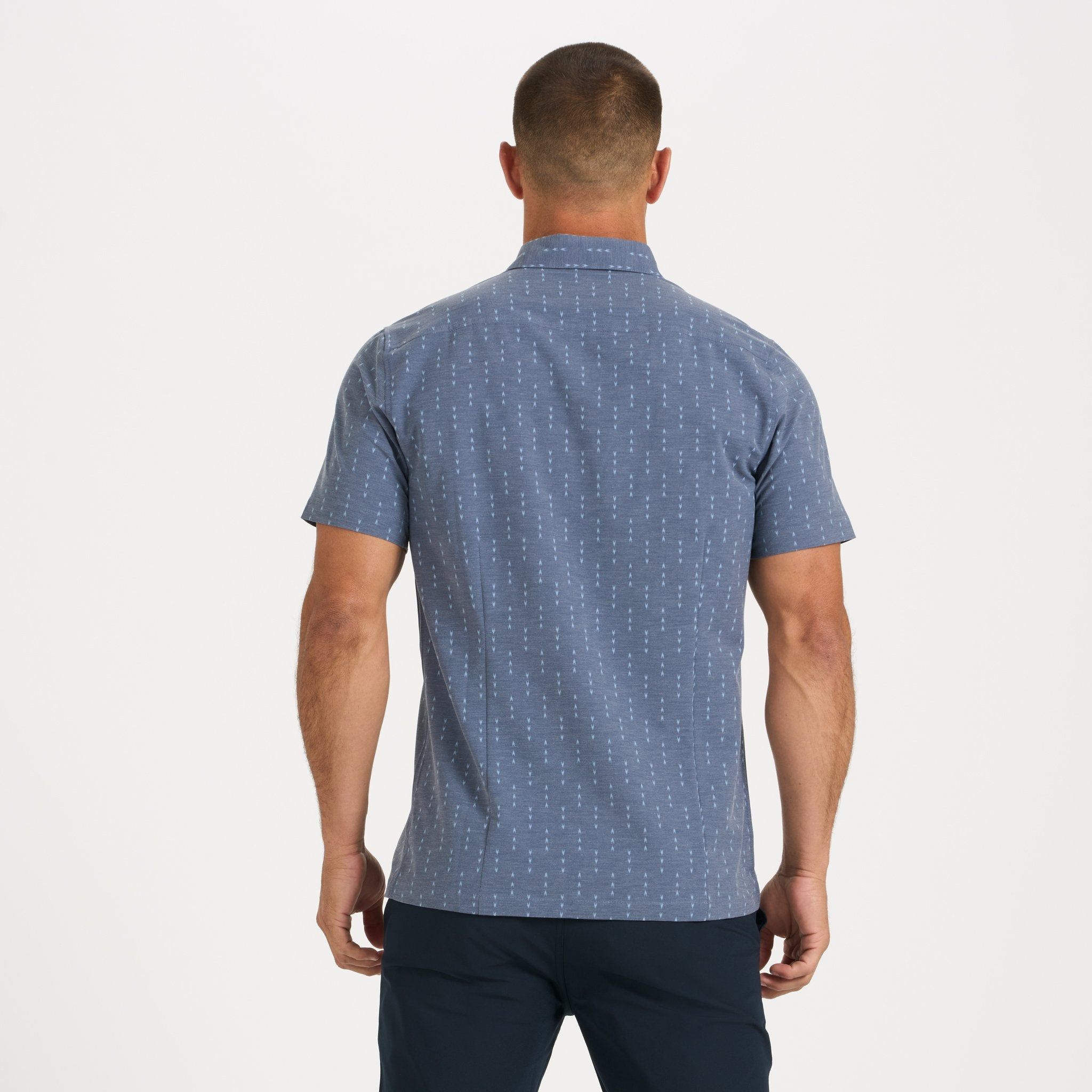 Short-Sleeve Bridge Button Down | Azure Arrows sold by Vuori product image thumbnail 4