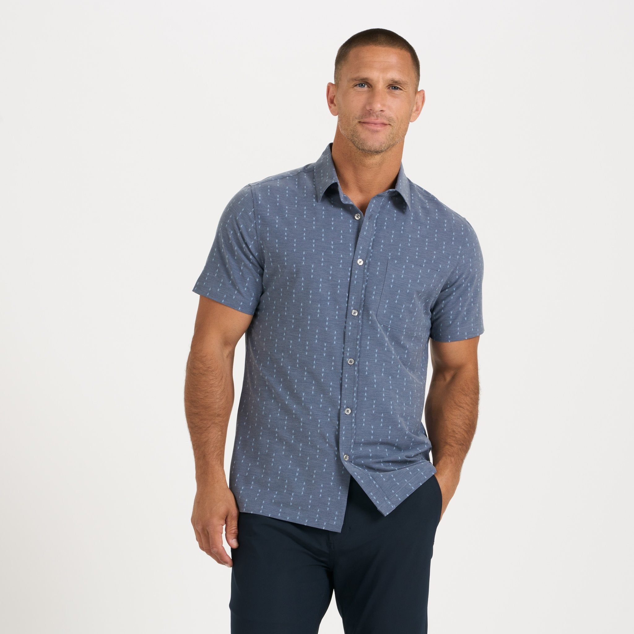 Short-Sleeve Bridge Button Down | Azure Arrows sold by Vuori product image thumbnail 5