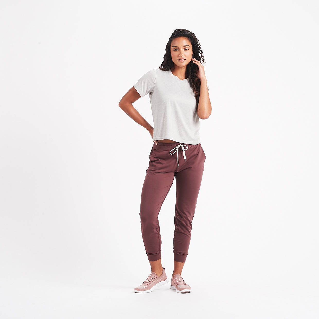 Performance Jogger | Fig sold by Vuori product image thumbnail 4