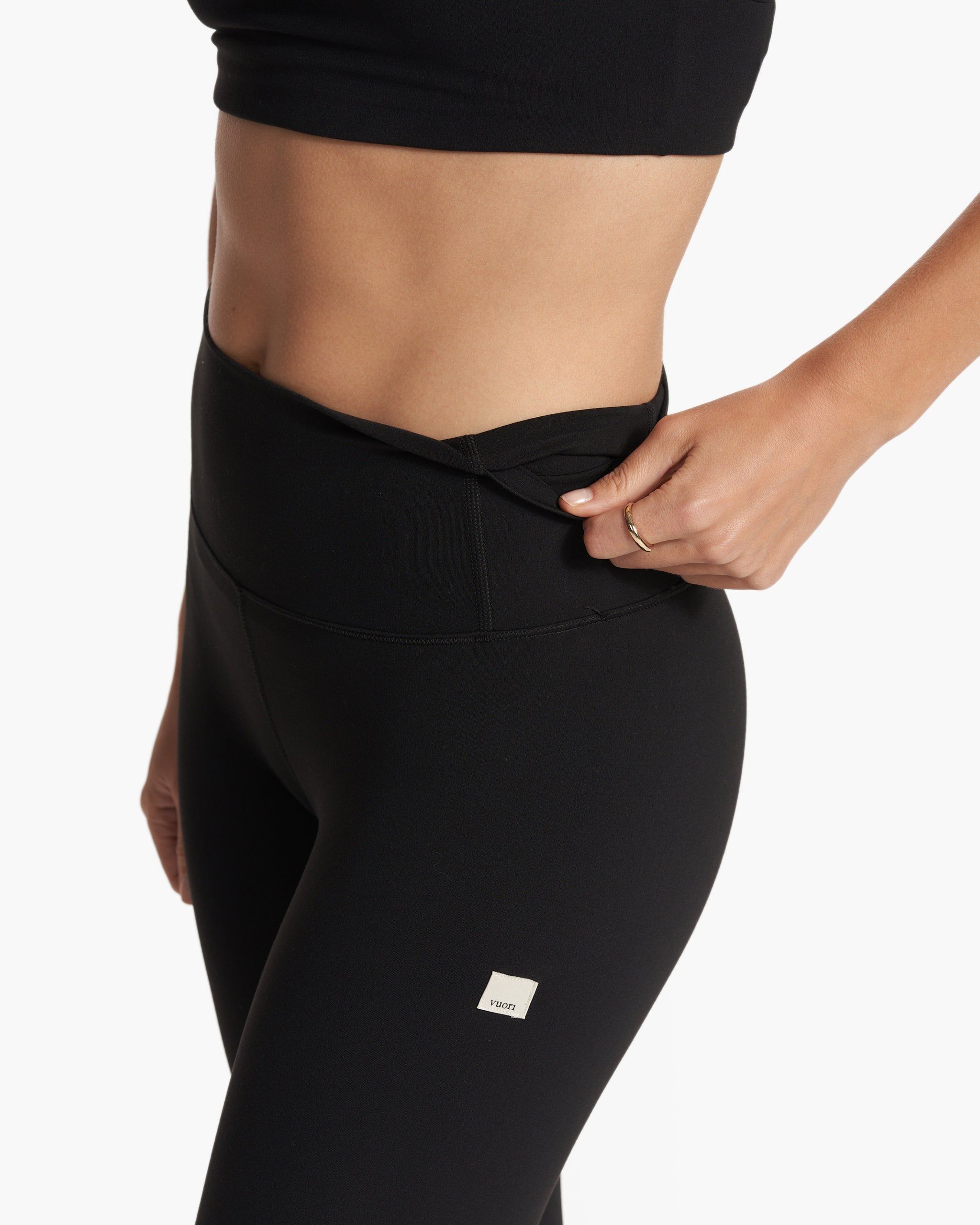 Vuori AllTheFeels™ Legging | Black sold by Vuori product image thumbnail 3
