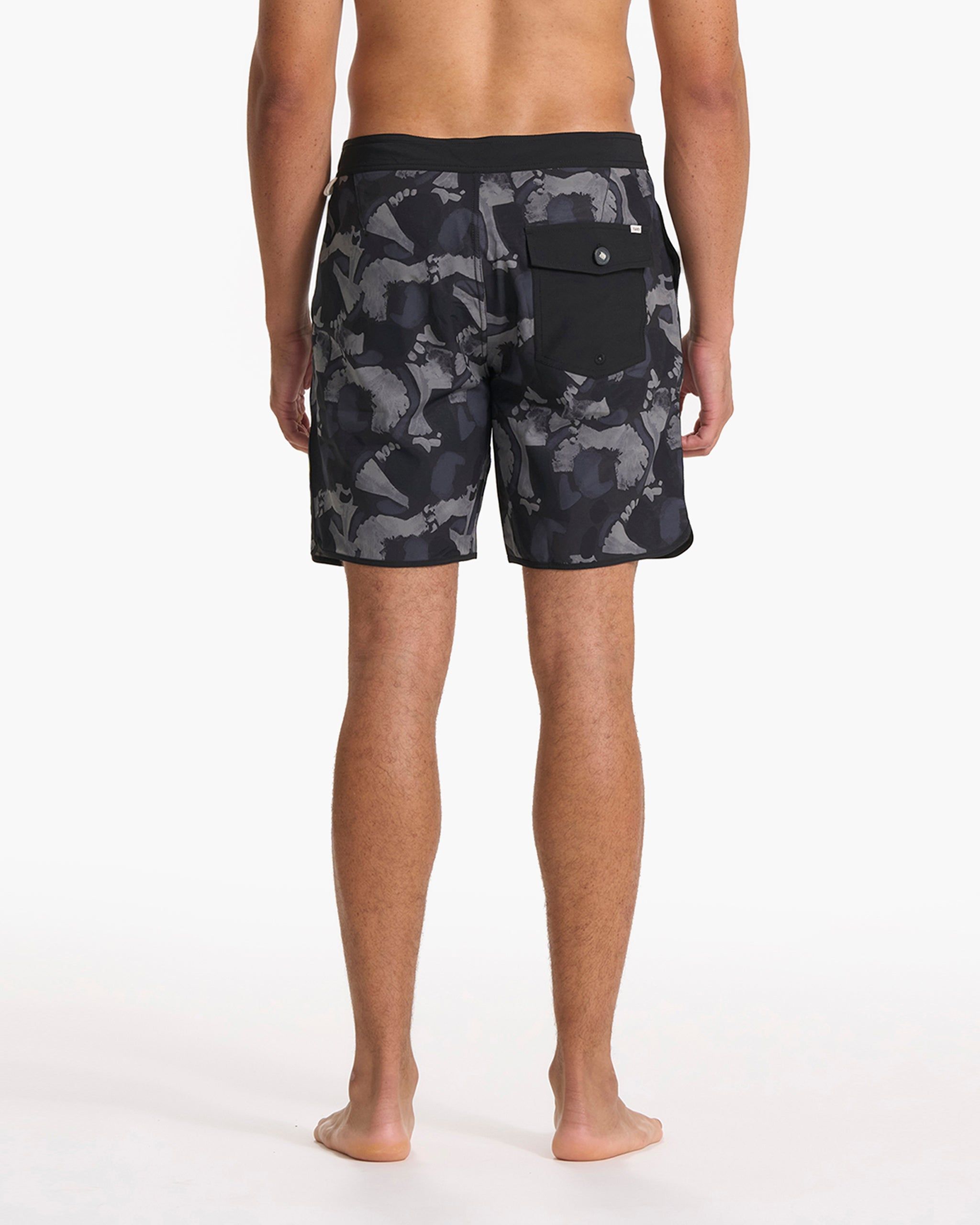 Cruise Boardshort | Black Abstract sold by Vuori product image thumbnail 5
